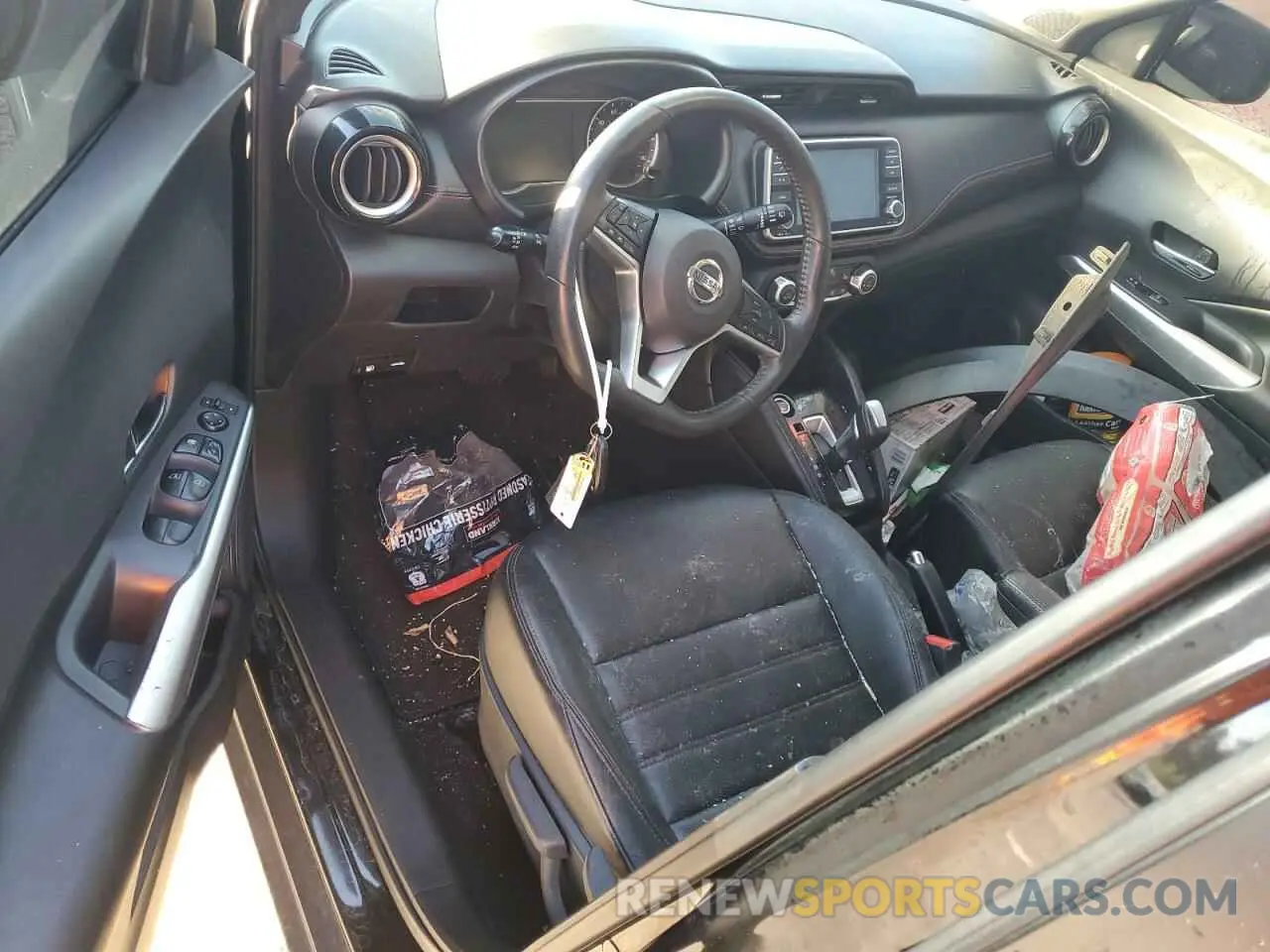 8 fotografías del automóvil dañado 3N1CP5DV3LL499611 NISSAN KICKS 2020