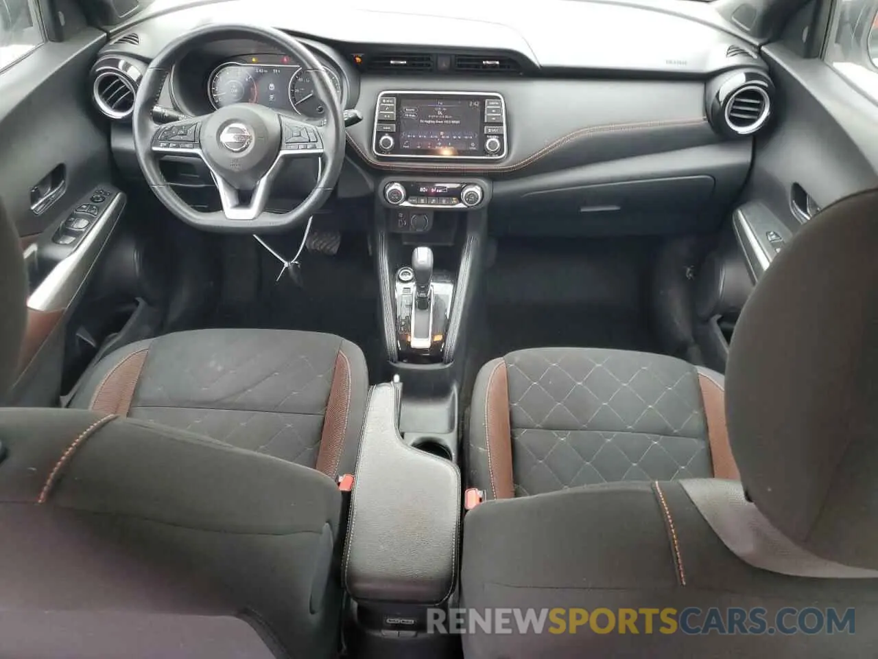 8 fotografías del automóvil dañado 3N1CP5DV4LL552056 NISSAN KICKS 2020