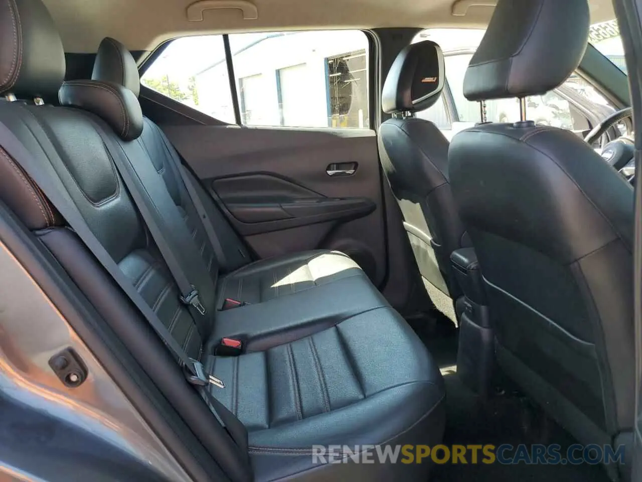 11 fotografías del automóvil dañado 3N1CP5DV5LL502492 NISSAN KICKS 2020