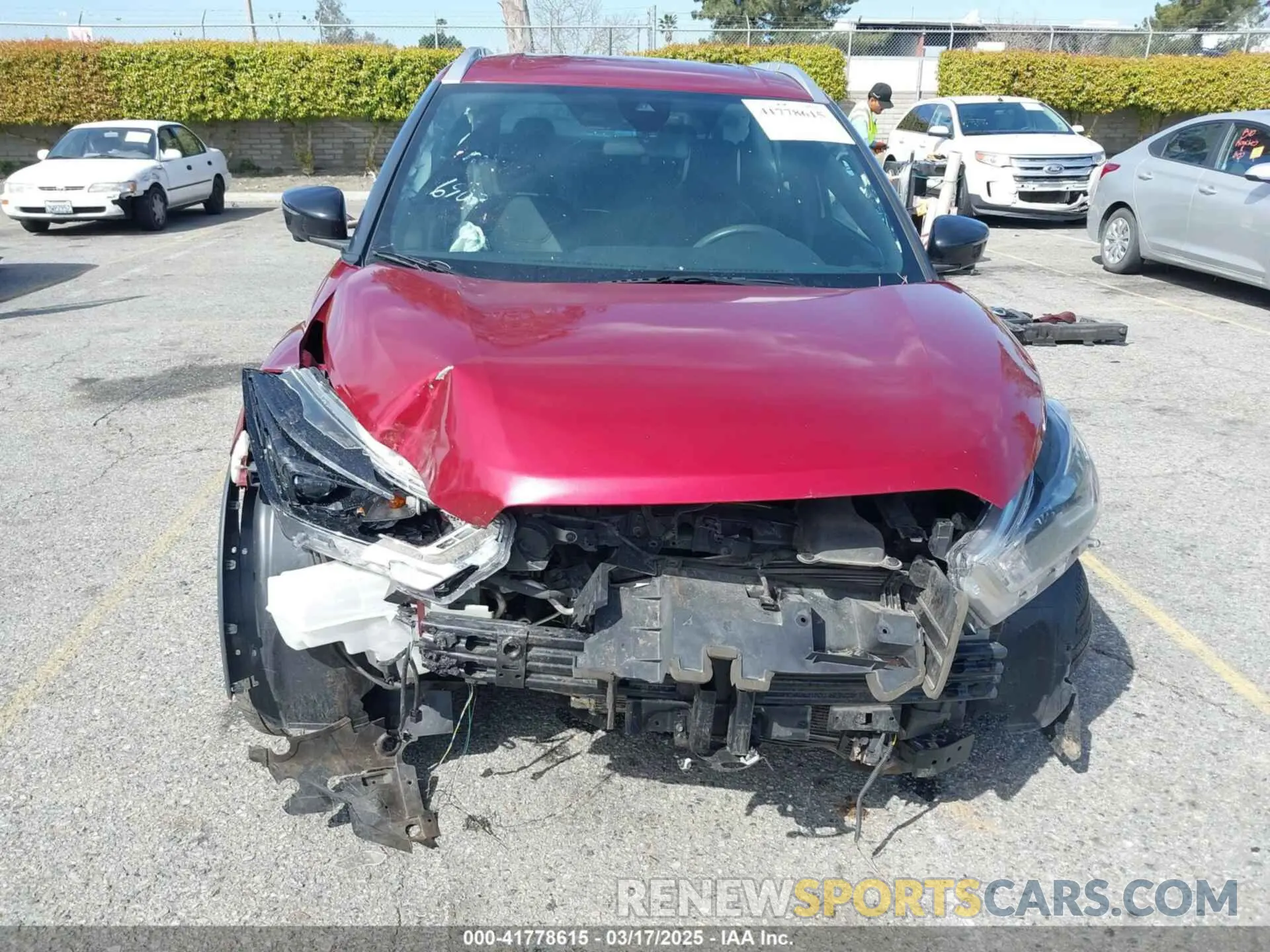 12 fotografías del automóvil dañado 3N1CP5DV5LL536903 NISSAN KICKS 2020
