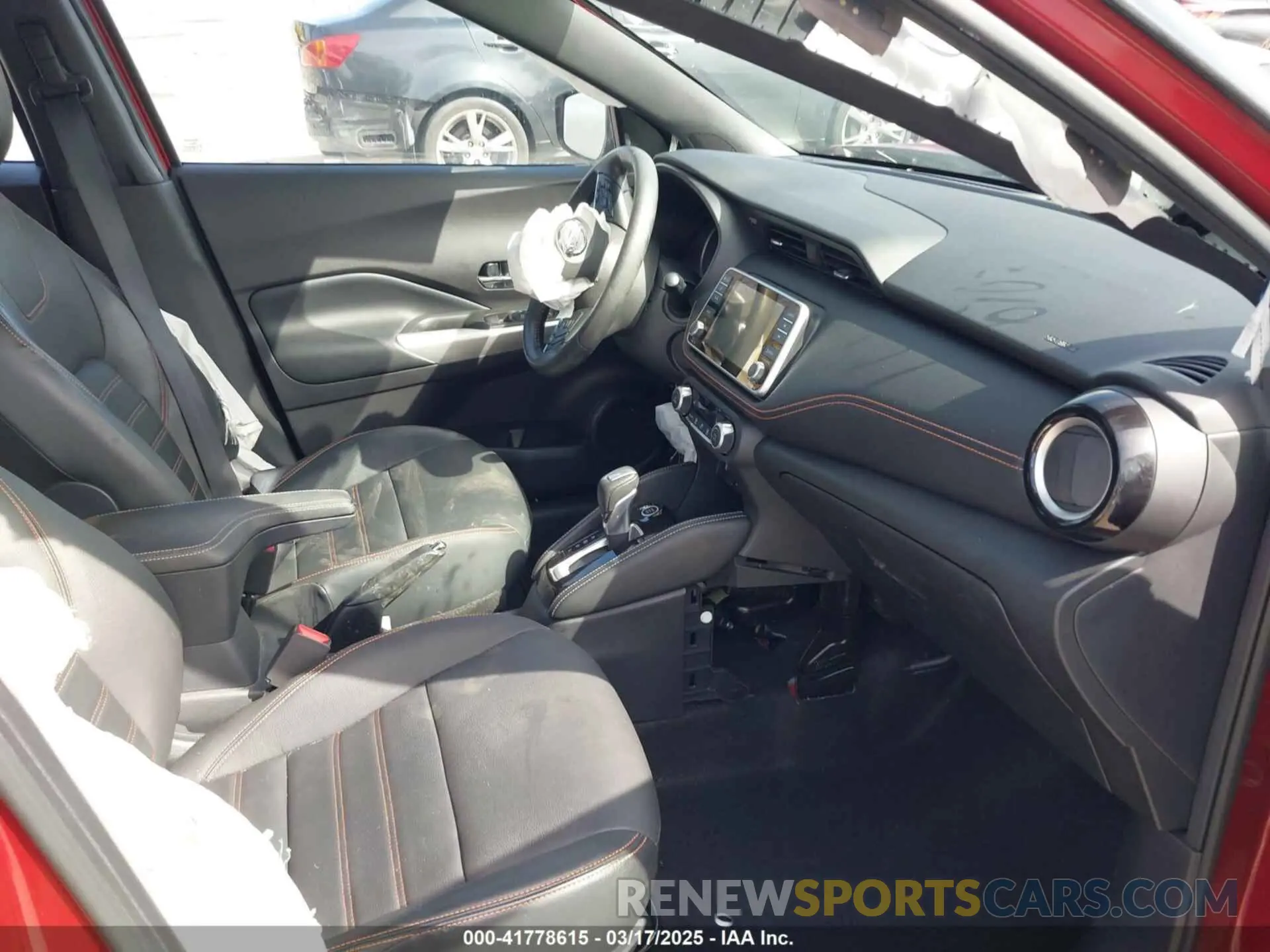 5 fotografías del automóvil dañado 3N1CP5DV5LL536903 NISSAN KICKS 2020