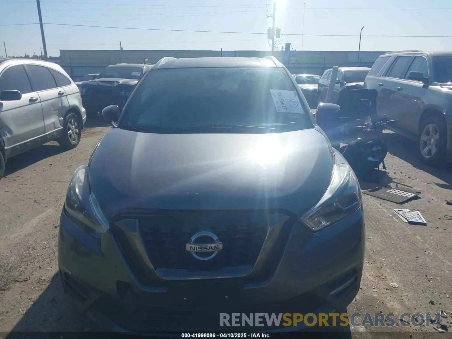 12 fotografías del automóvil dañado 3N1CP5DV6LL543732 NISSAN KICKS 2020