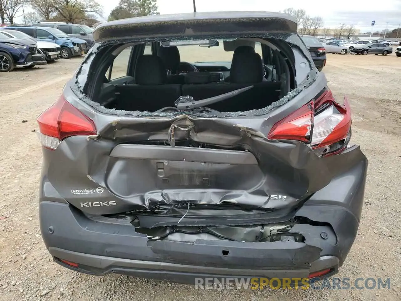 6 fotografías del automóvil dañado 3N1CP5DV6LL561860 NISSAN KICKS 2020