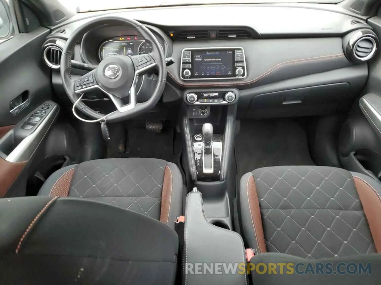 8 fotografías del automóvil dañado 3N1CP5DV6LL561860 NISSAN KICKS 2020