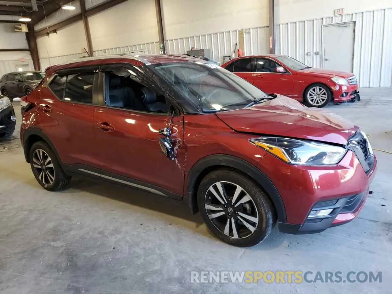 4 fotografías del automóvil dañado 3N1CP5DV7LL500646 NISSAN KICKS 2020