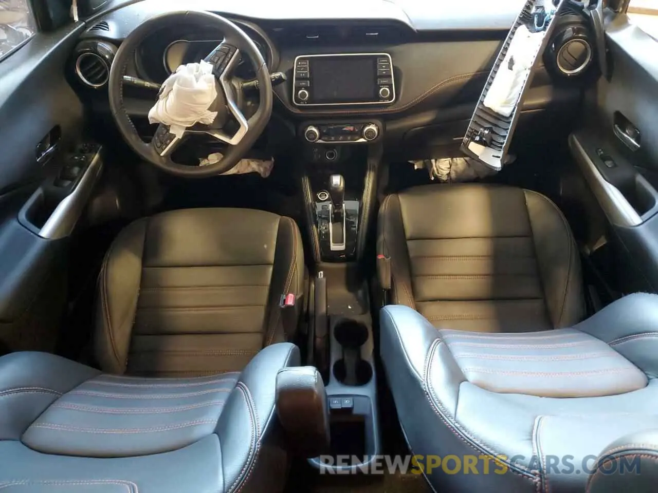 8 fotografías del automóvil dañado 3N1CP5DV7LL500646 NISSAN KICKS 2020