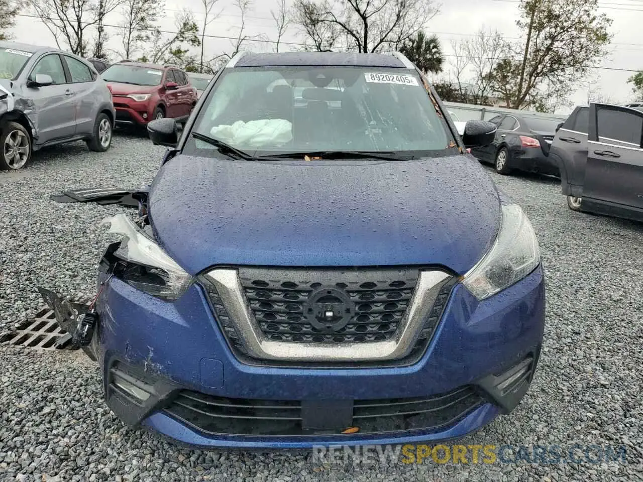 5 fotografías del automóvil dañado 3N1CP5DV7LL576934 NISSAN KICKS 2020