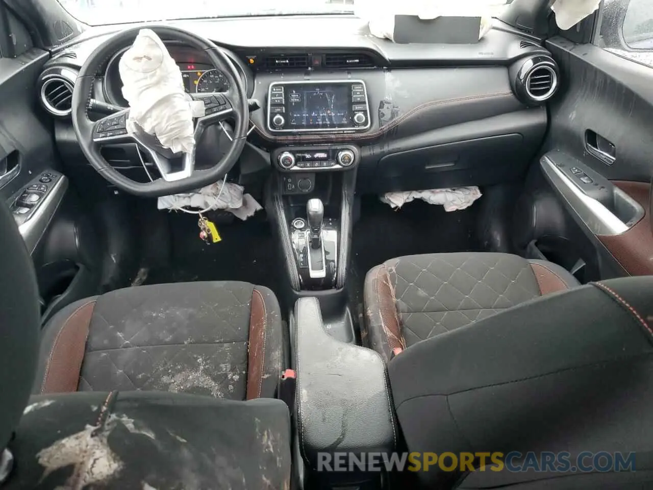 8 fotografías del automóvil dañado 3N1CP5DV7LL576934 NISSAN KICKS 2020