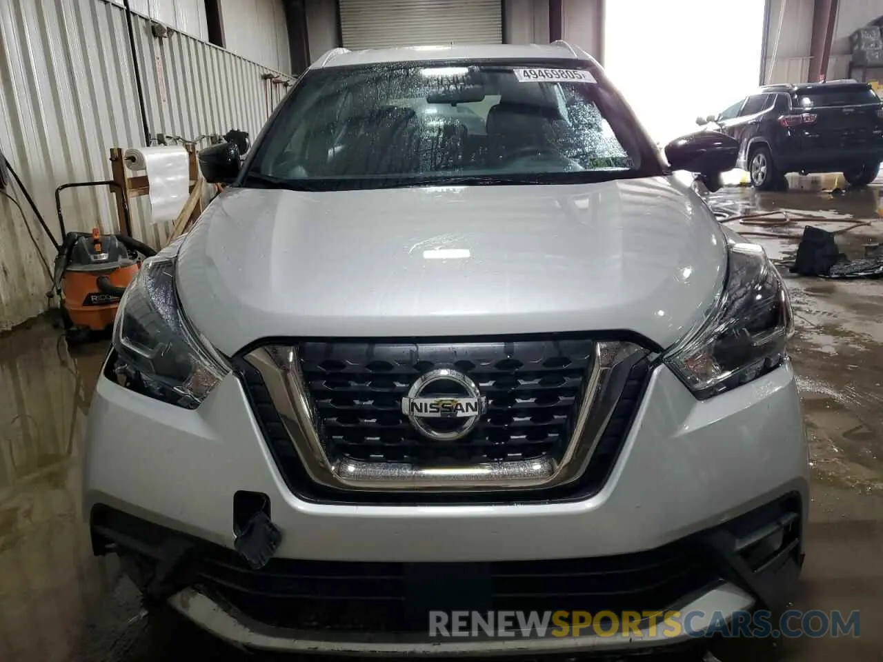 5 fotografías del automóvil dañado 3N1CP5DV8LL524230 NISSAN KICKS 2020