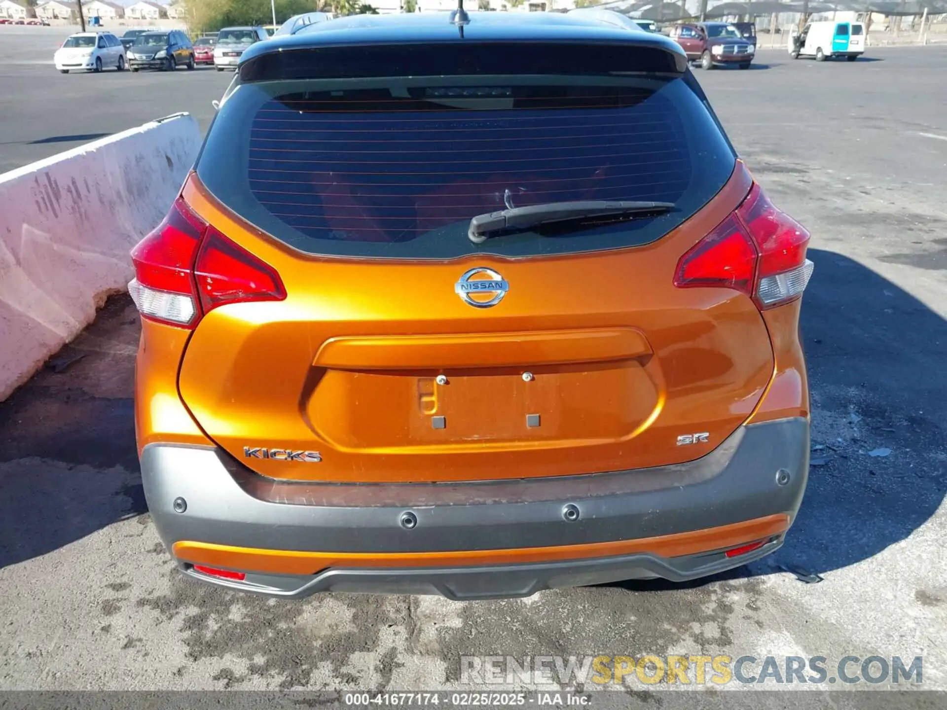 16 fotografías del automóvil dañado 3N1CP5DV8LL546115 NISSAN KICKS 2020