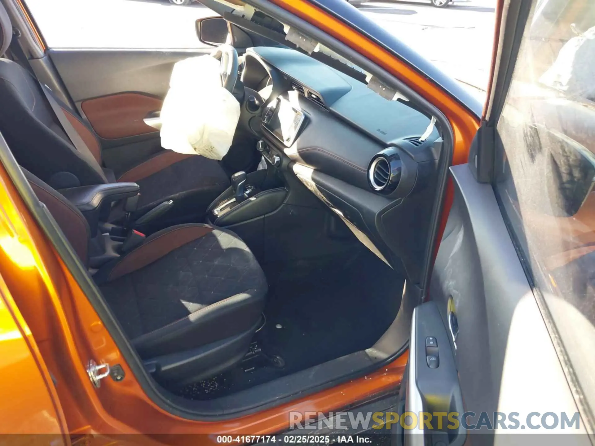 5 fotografías del automóvil dañado 3N1CP5DV8LL546115 NISSAN KICKS 2020