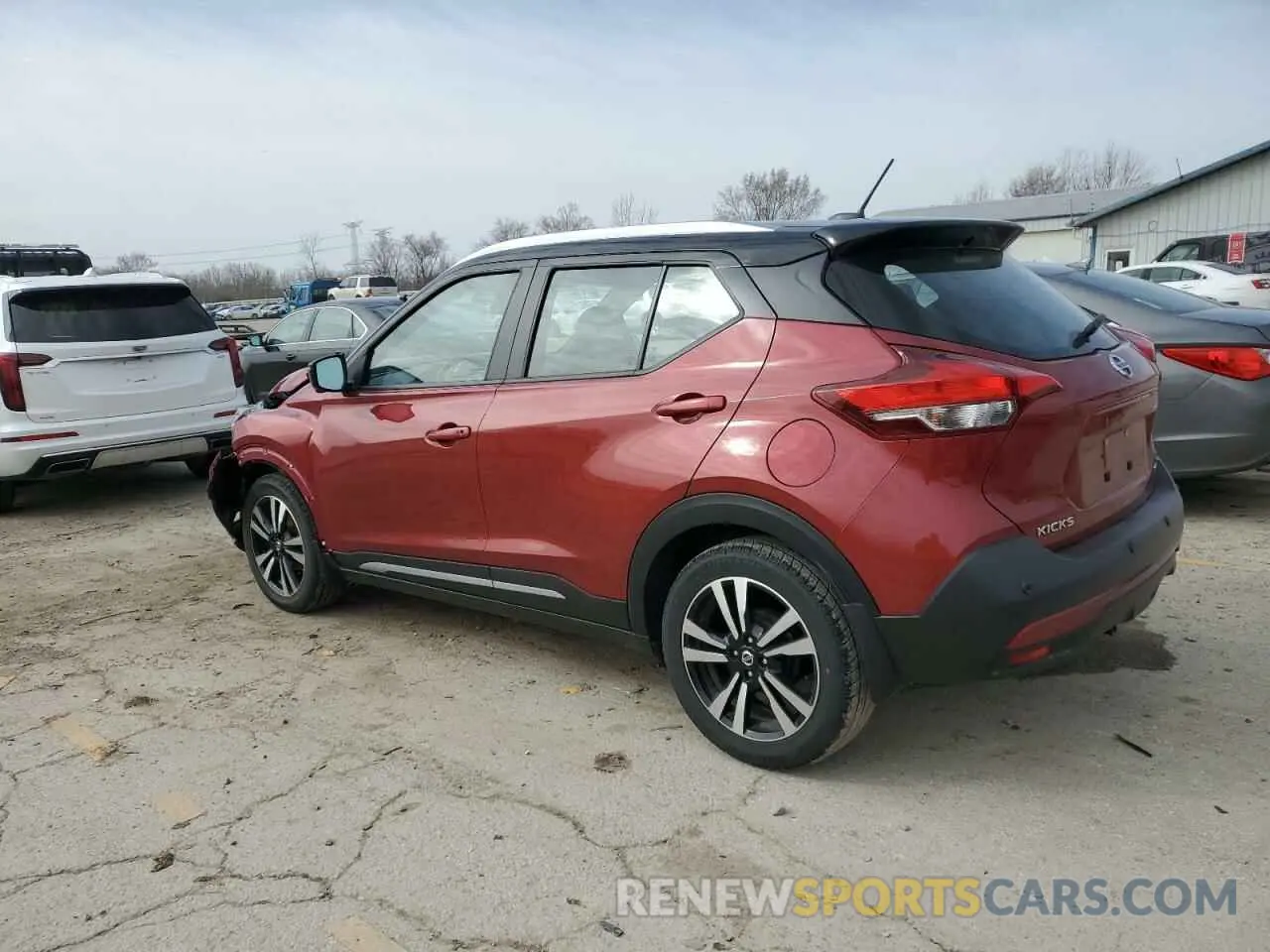 2 fotografías del automóvil dañado 3N1CP5DV9LL491223 NISSAN KICKS 2020