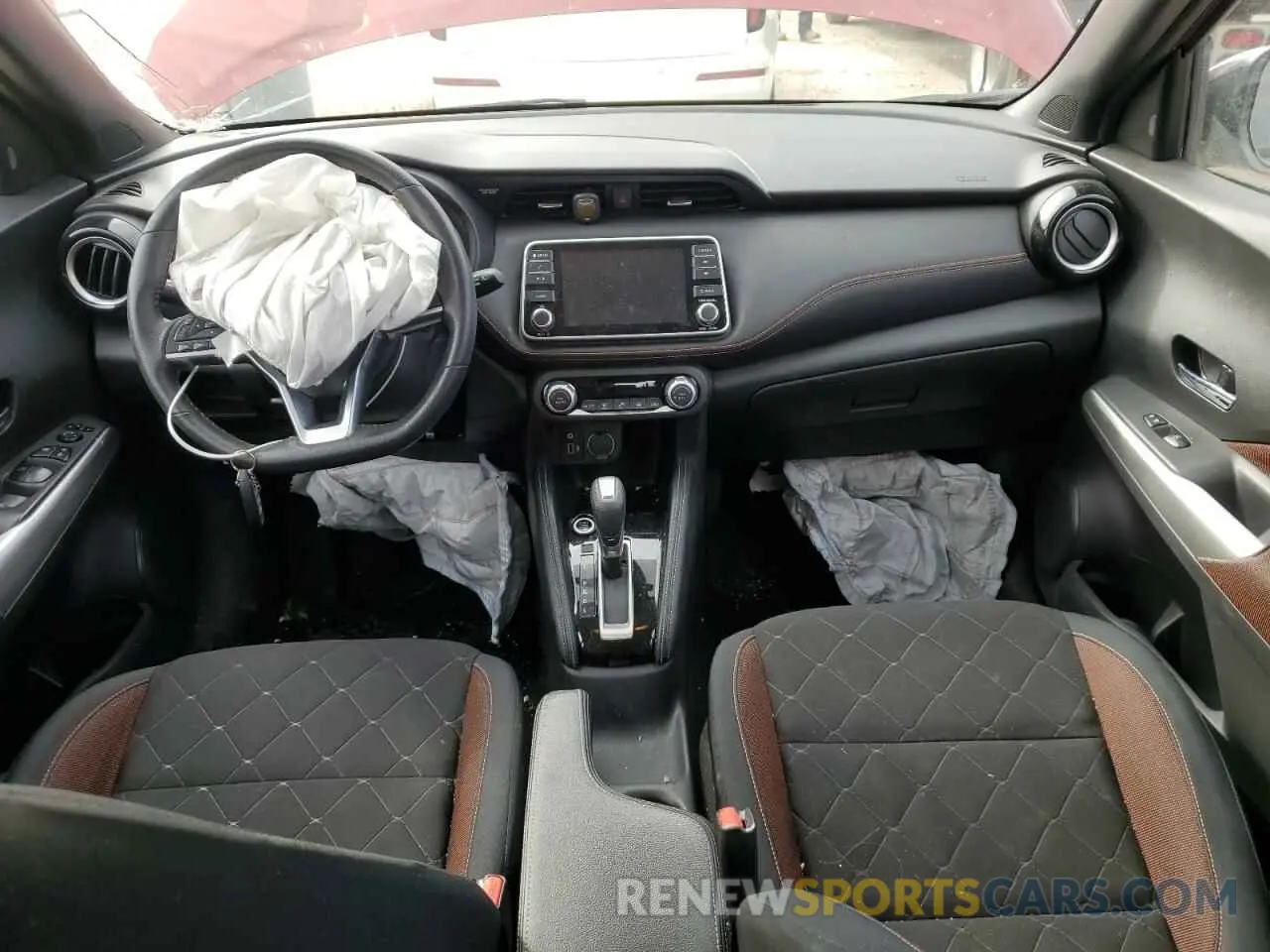 8 fotografías del automóvil dañado 3N1CP5DV9LL491223 NISSAN KICKS 2020