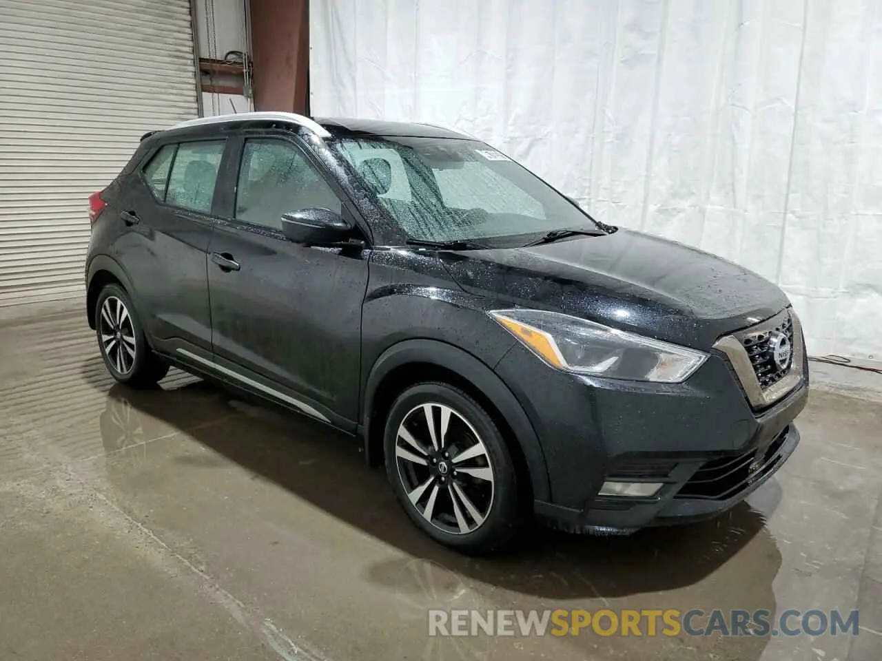 4 fotografías del automóvil dañado 3N1CP5DV9LL544258 NISSAN KICKS 2020
