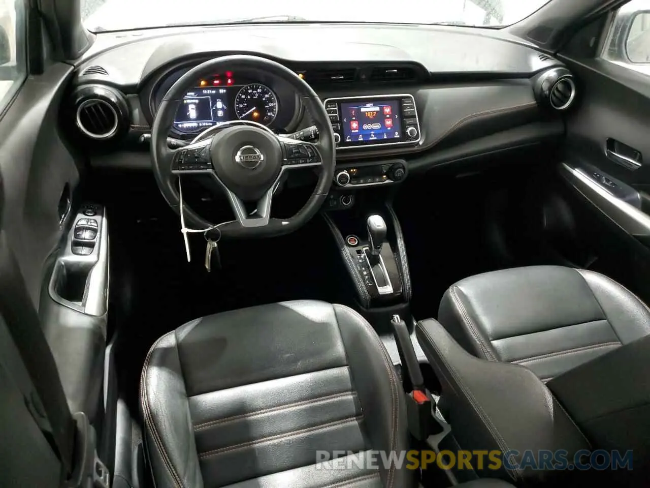 8 fotografías del automóvil dañado 3N1CP5DV9LL544258 NISSAN KICKS 2020
