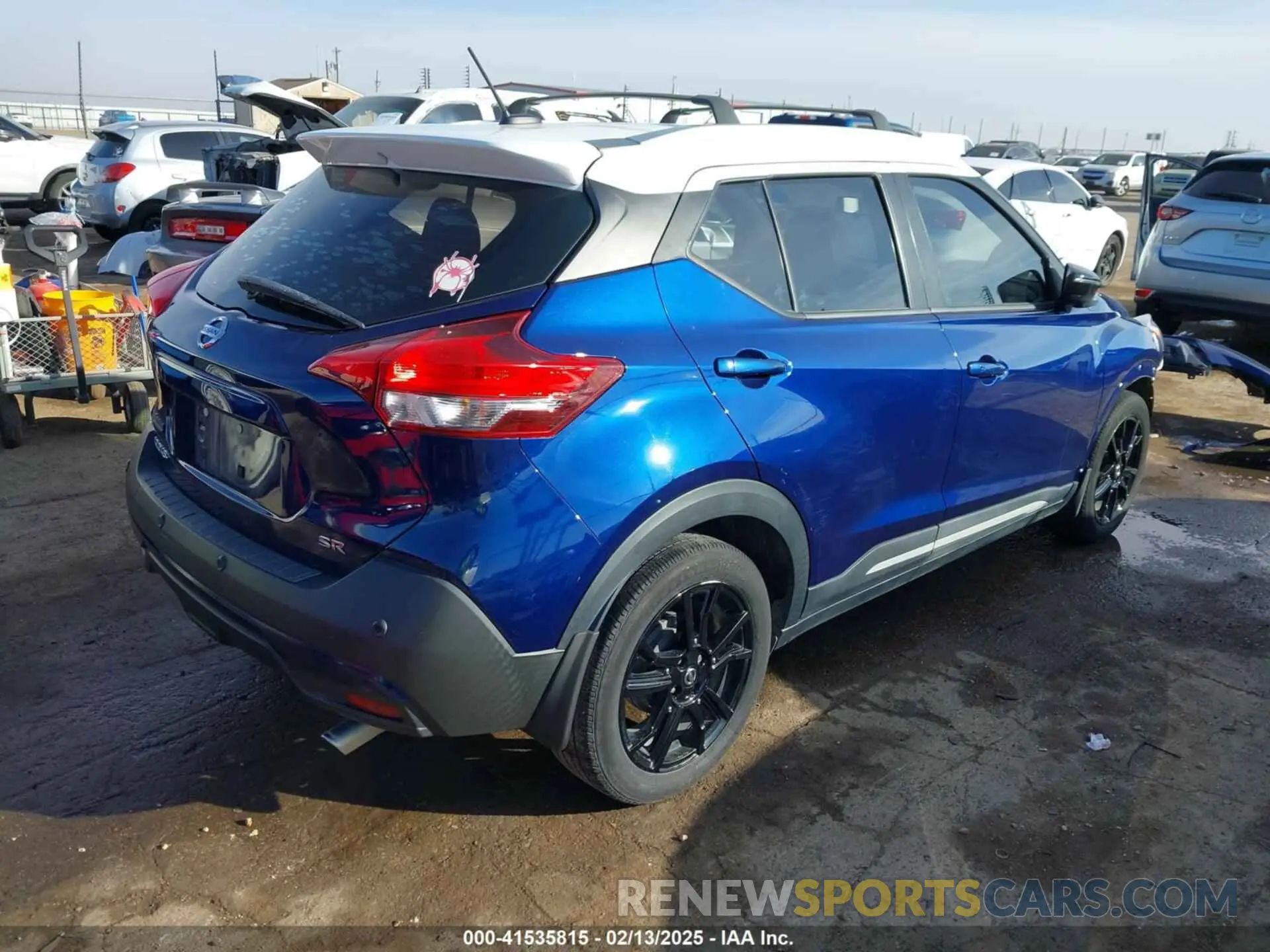 4 fotografías del automóvil dañado 3N1CP5DV9LL547922 NISSAN KICKS 2020