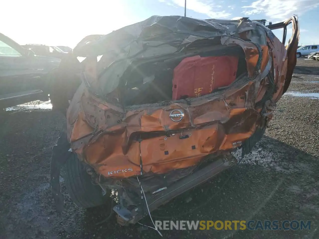 6 fotografías del automóvil dañado 3N1CP5DV9LL558581 NISSAN KICKS 2020