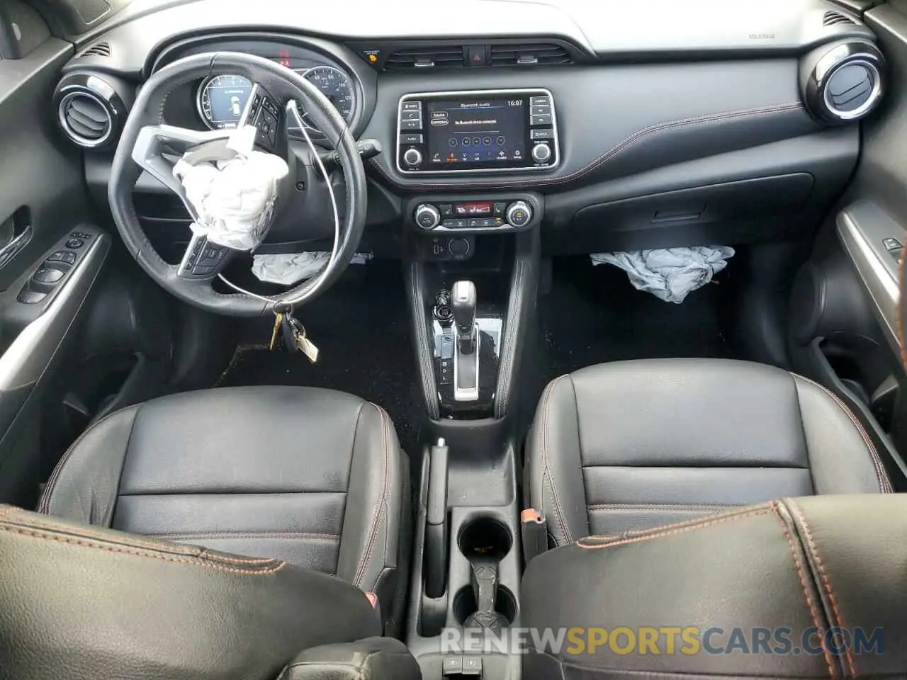 8 fotografías del automóvil dañado 3N1CP5DVXLL503945 NISSAN KICKS 2020