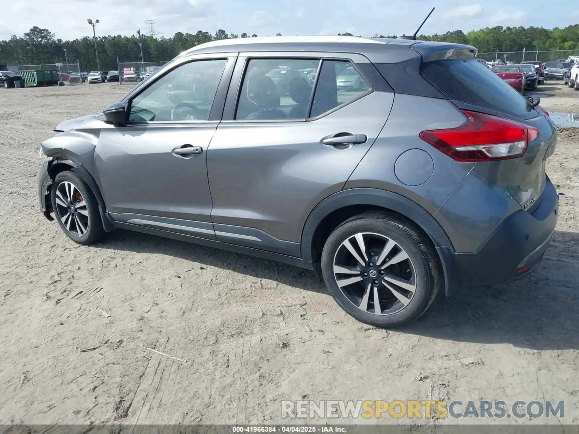 3 fotografías del automóvil dañado 3N1CP5DVXLL519627 NISSAN KICKS 2020