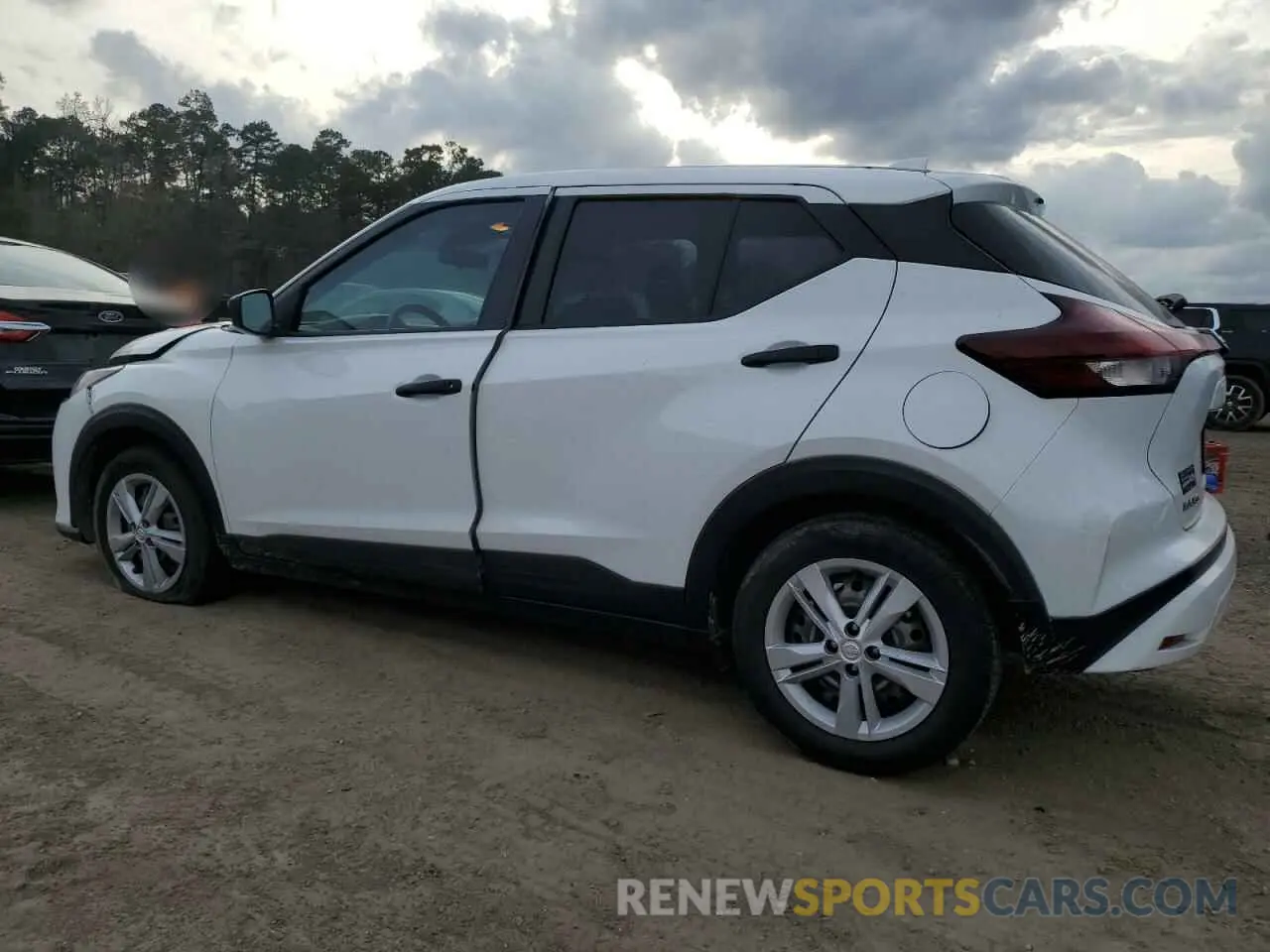 2 fotografías del automóvil dañado 3N1CP5BV0ML473178 NISSAN KICKS 2021