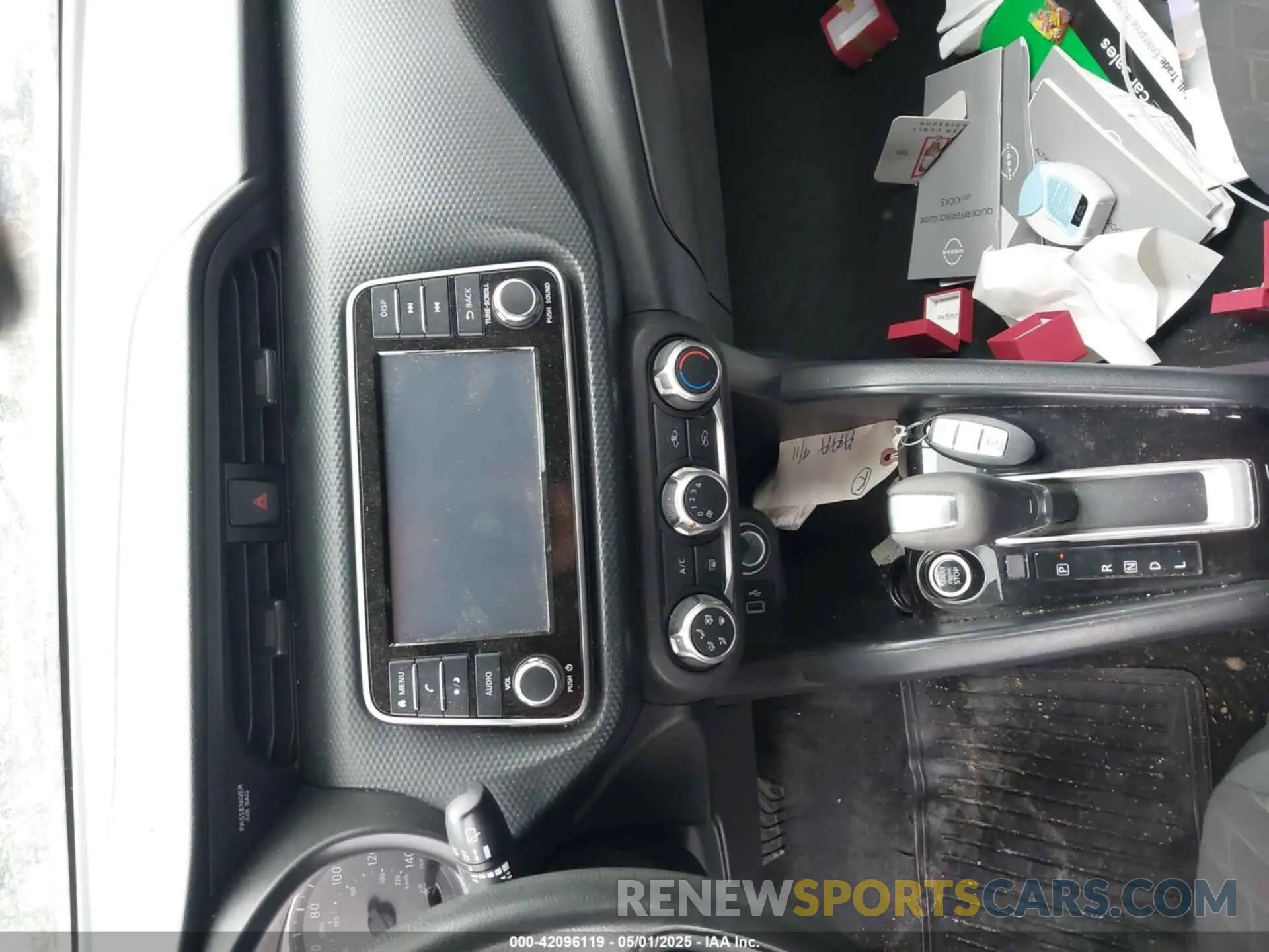 11 fotografías del automóvil dañado 3N1CP5BV0ML481300 NISSAN KICKS 2021