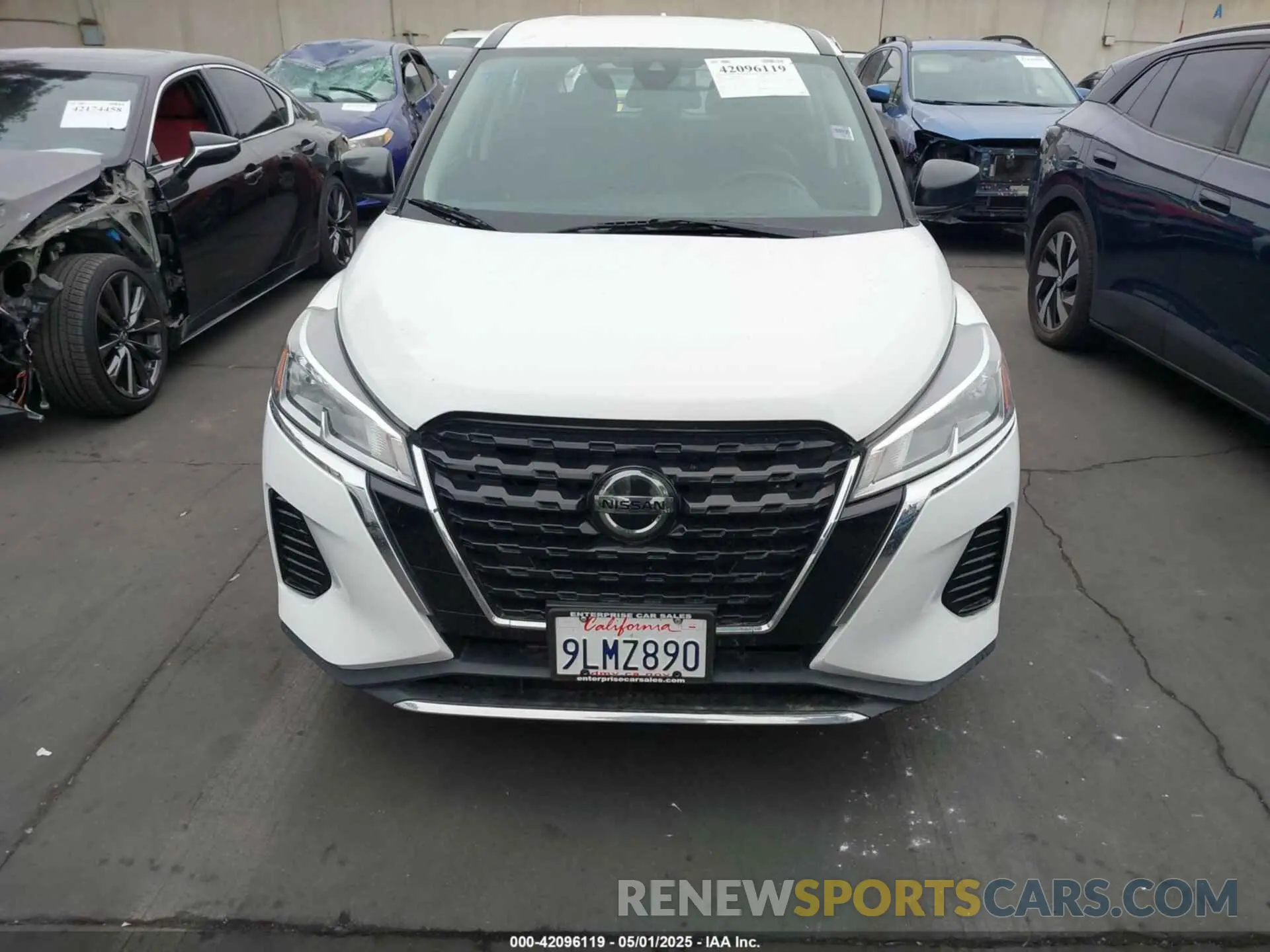 13 fotografías del automóvil dañado 3N1CP5BV0ML481300 NISSAN KICKS 2021