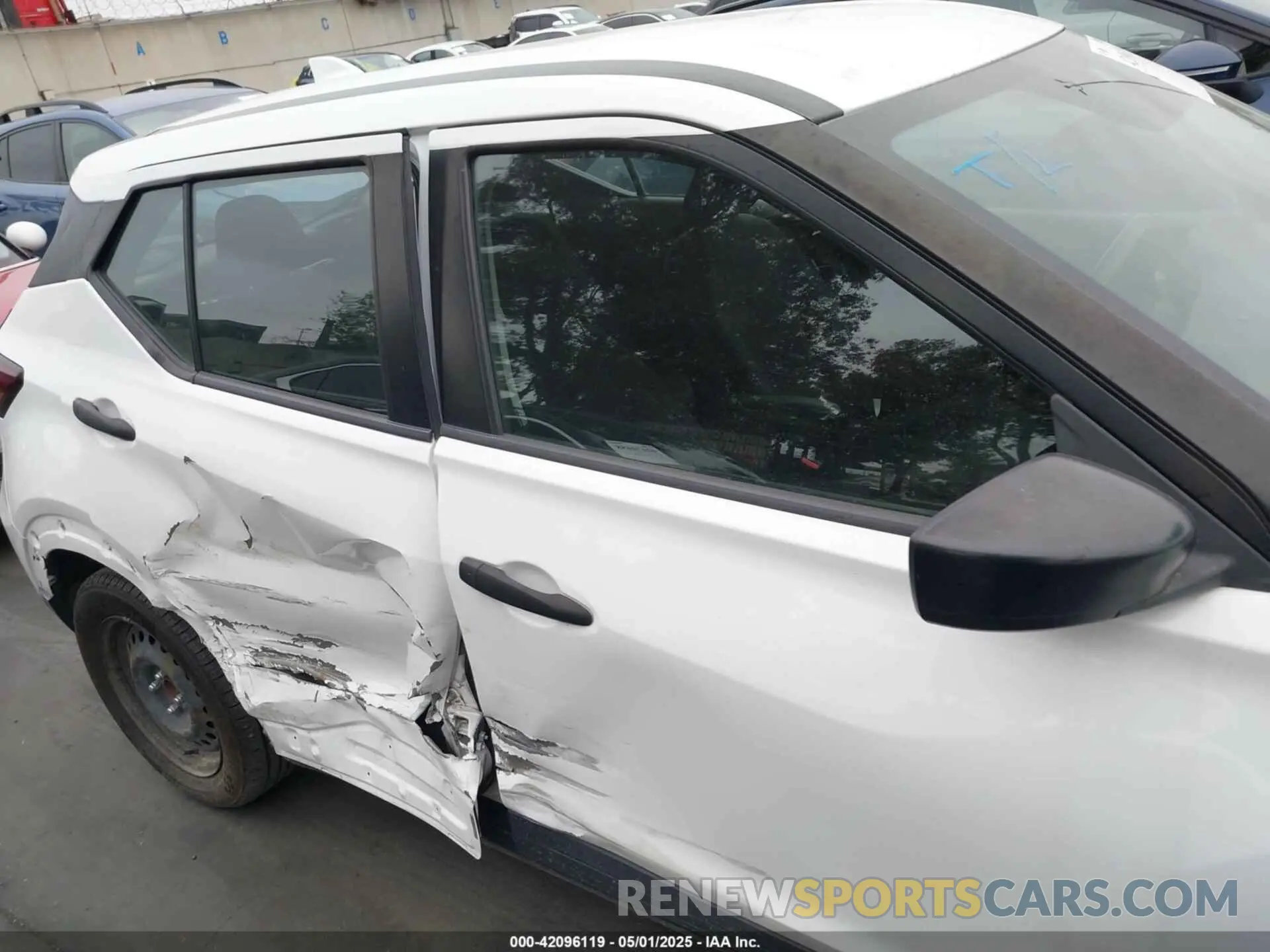 14 fotografías del automóvil dañado 3N1CP5BV0ML481300 NISSAN KICKS 2021