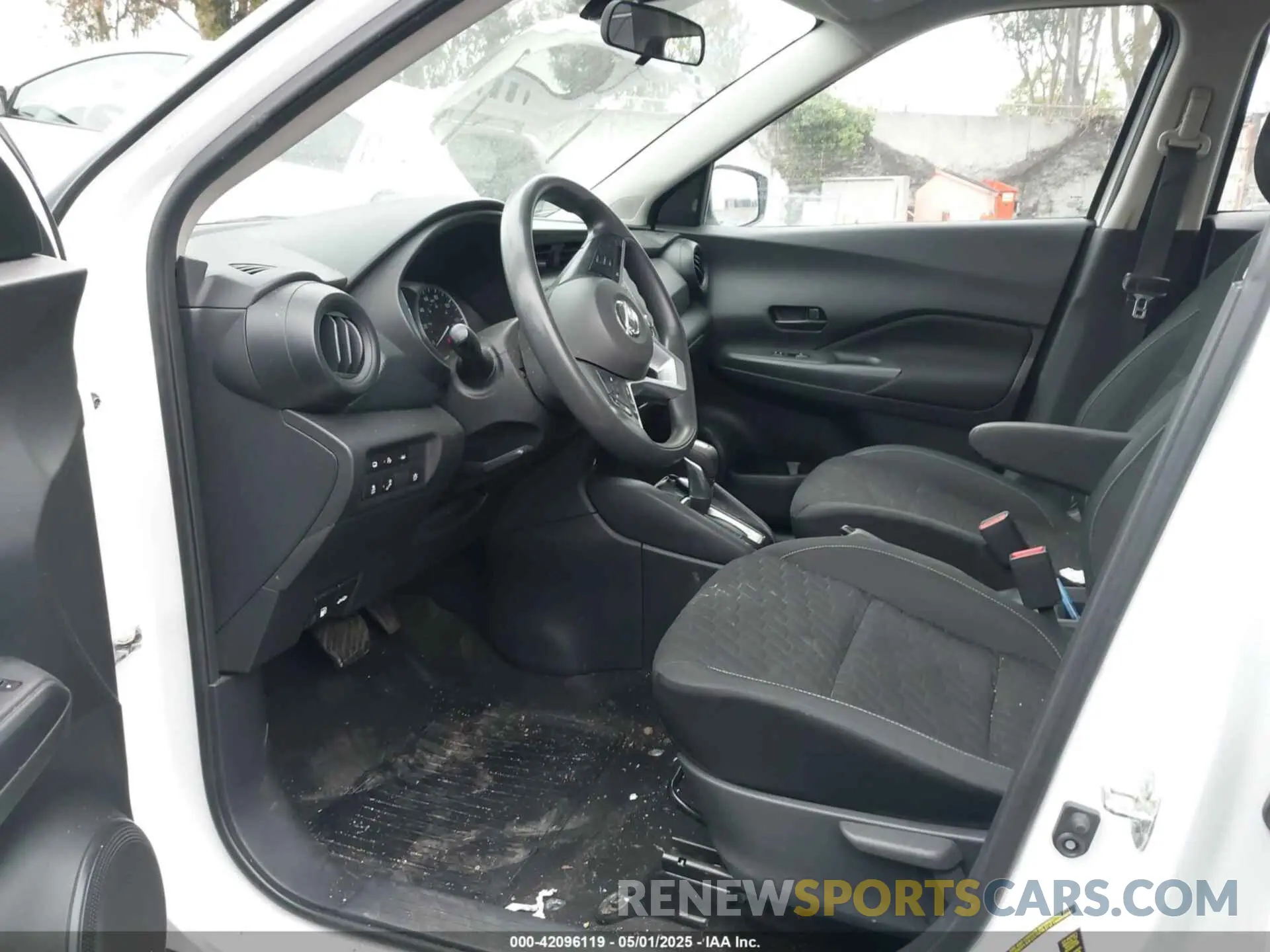 18 fotografías del automóvil dañado 3N1CP5BV0ML481300 NISSAN KICKS 2021