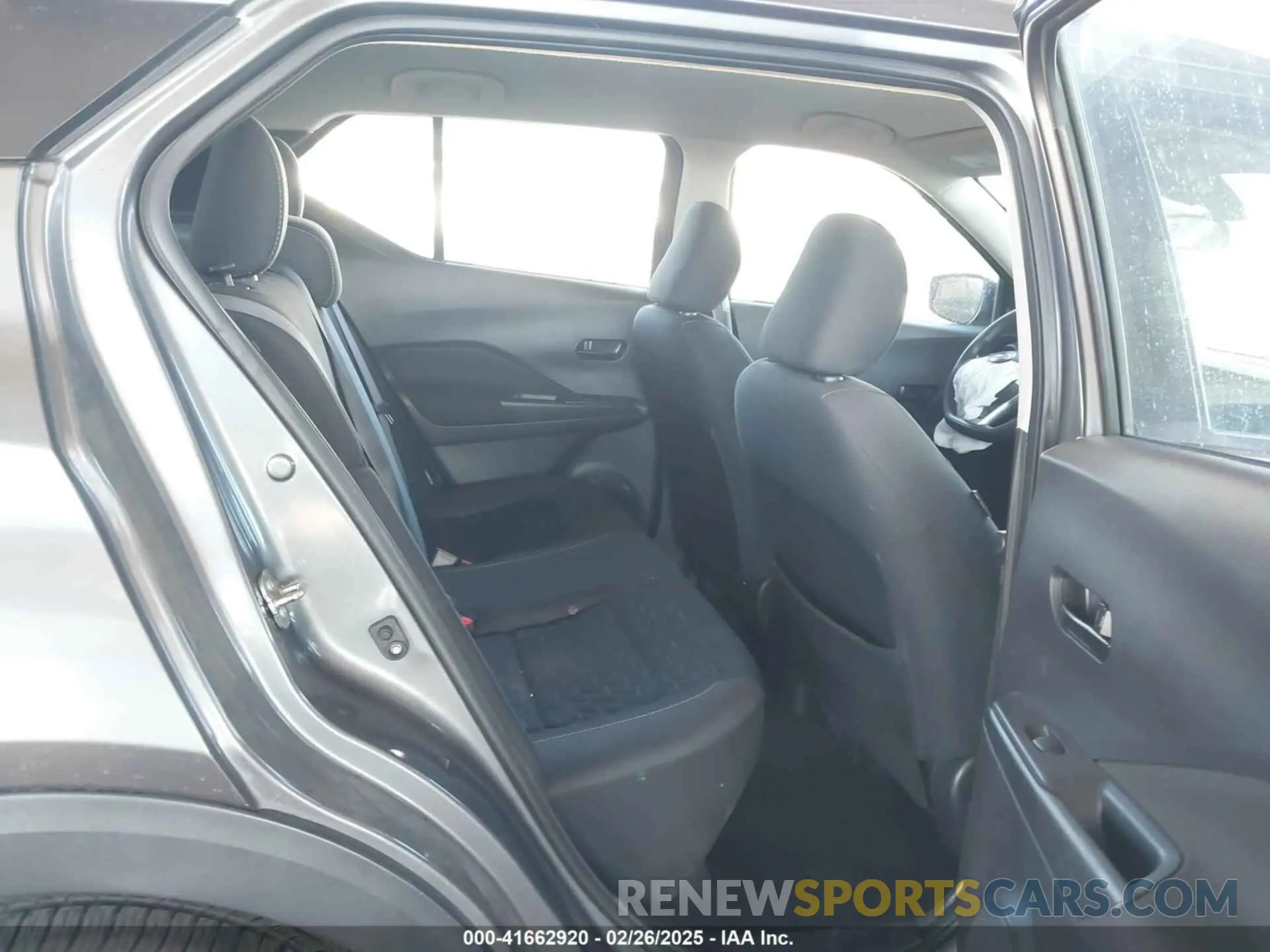 8 fotografías del automóvil dañado 3N1CP5BV0ML488506 NISSAN KICKS 2021