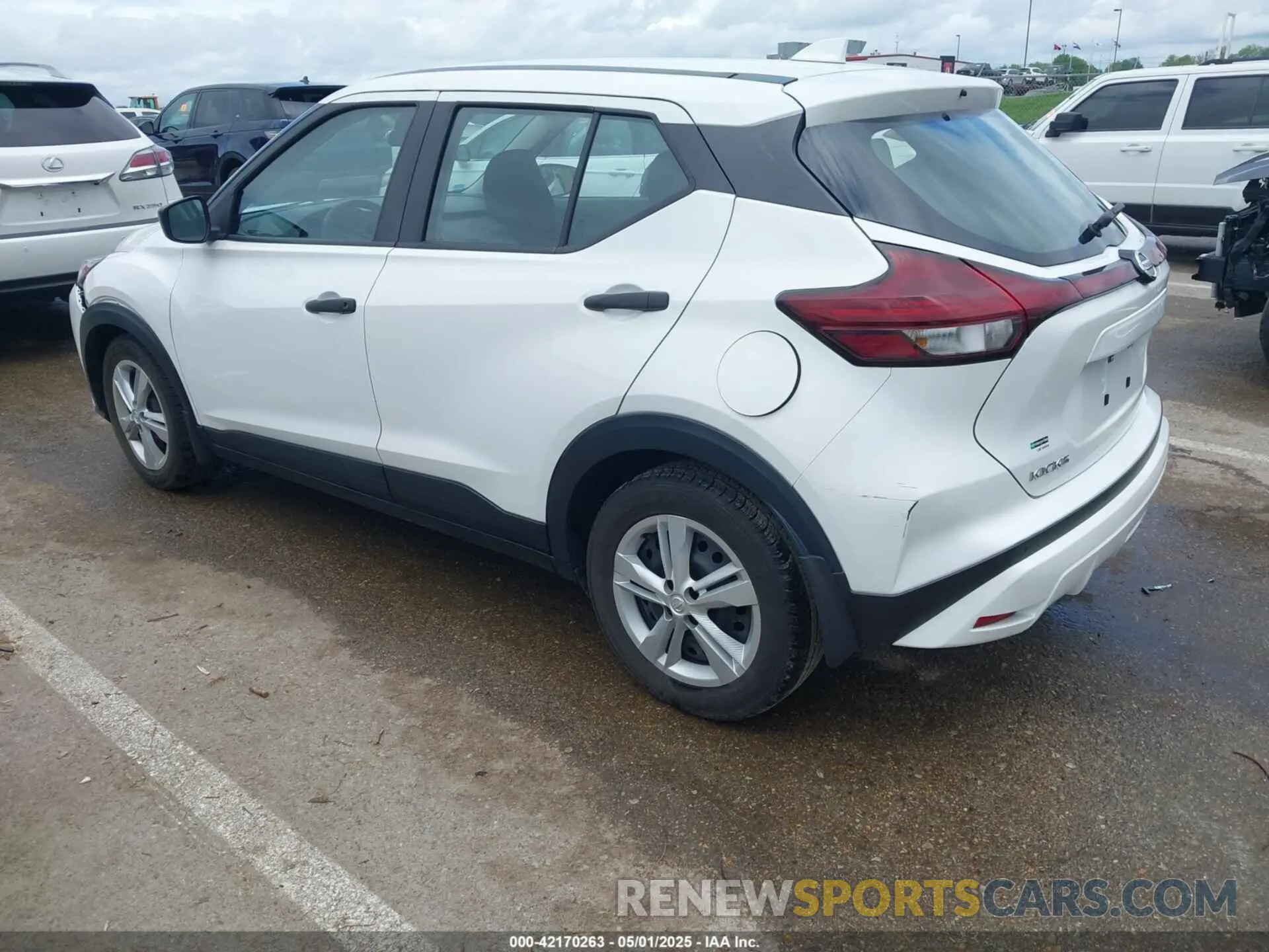 3 fotografías del automóvil dañado 3N1CP5BV0ML524517 NISSAN KICKS 2021