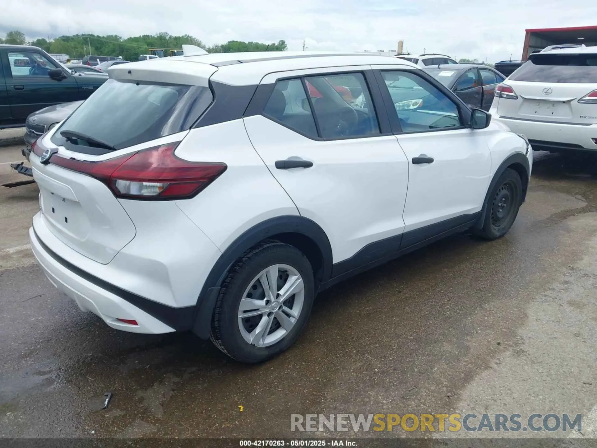 4 fotografías del automóvil dañado 3N1CP5BV0ML524517 NISSAN KICKS 2021