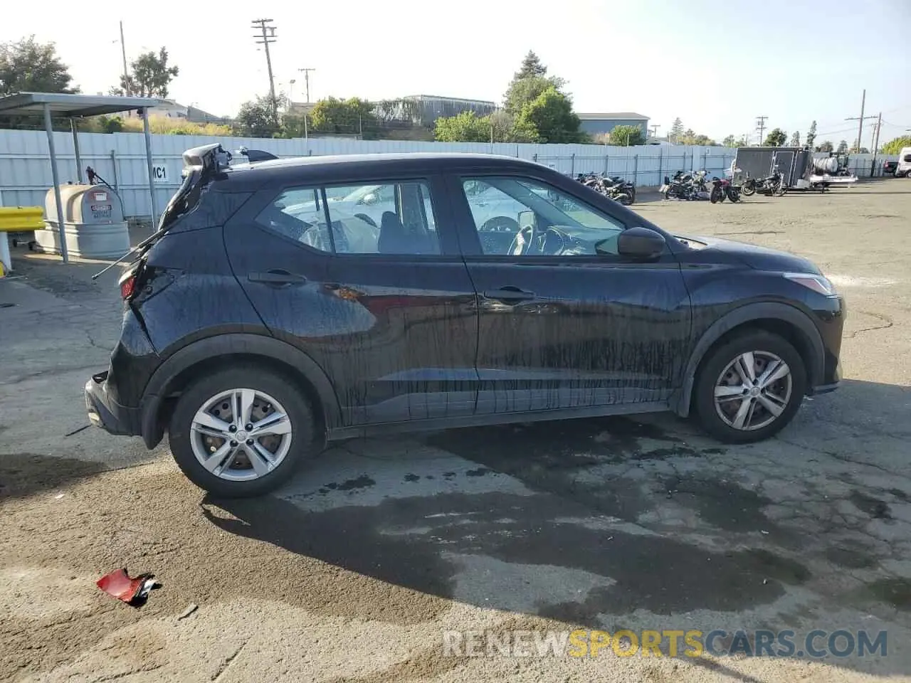 3 fotografías del automóvil dañado 3N1CP5BV1ML520234 NISSAN KICKS 2021
