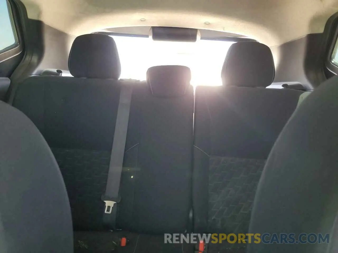 10 fotografías del automóvil dañado 3N1CP5BV1ML526616 NISSAN KICKS 2021