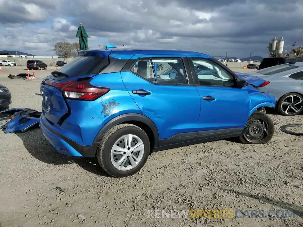 3 fotografías del automóvil dañado 3N1CP5BV1ML554433 NISSAN KICKS 2021