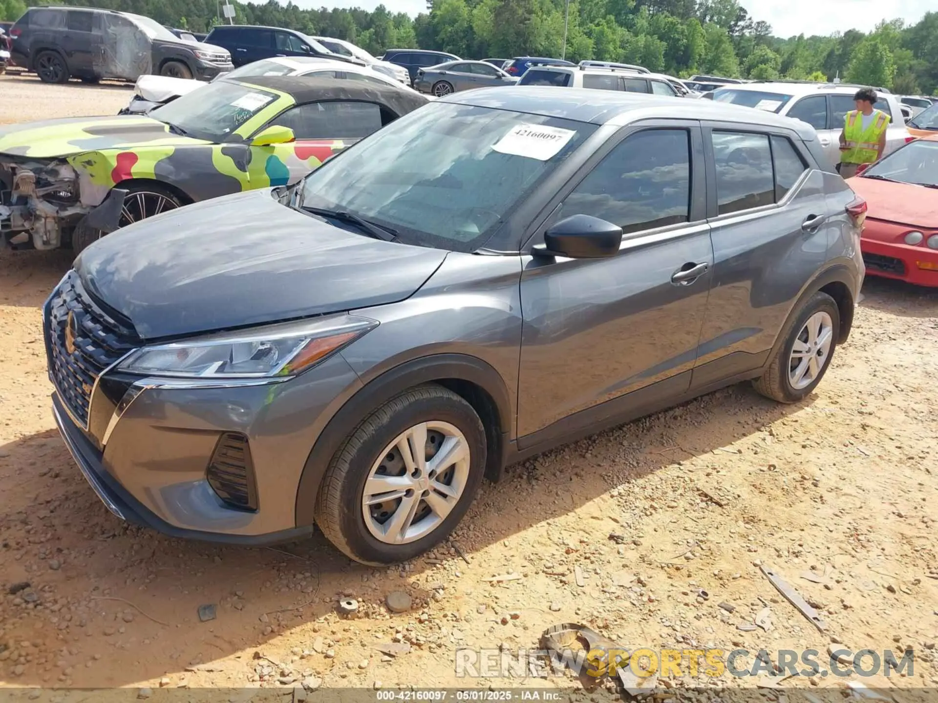 2 fotografías del automóvil dañado 3N1CP5BV3ML537164 NISSAN KICKS 2021