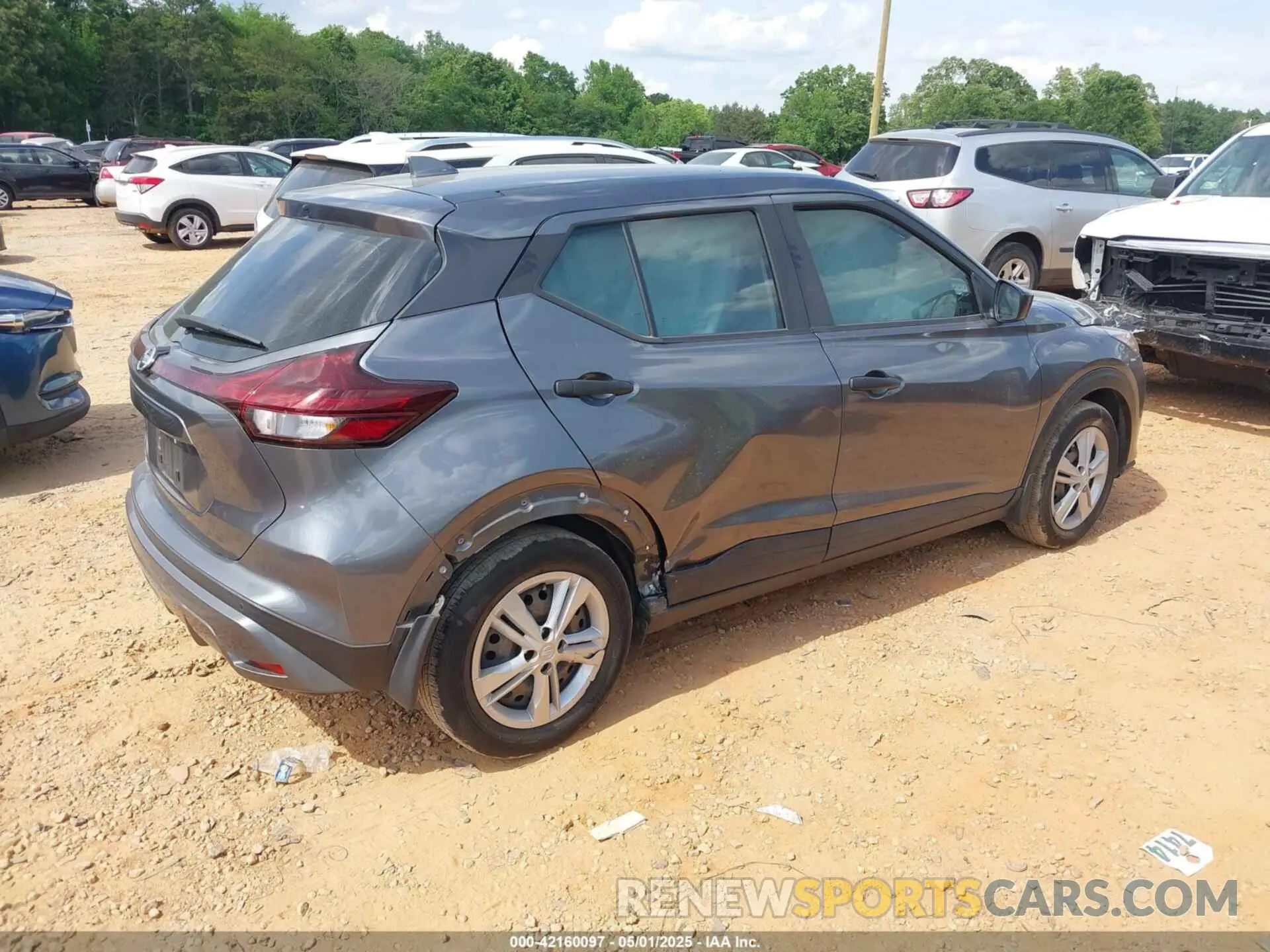 4 fotografías del automóvil dañado 3N1CP5BV3ML537164 NISSAN KICKS 2021