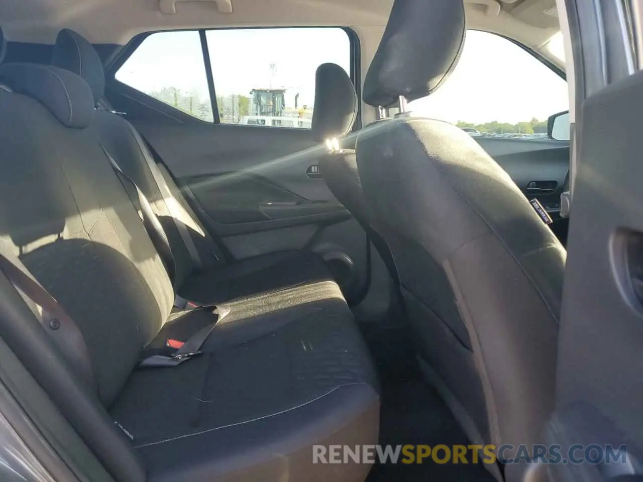 11 fotografías del automóvil dañado 3N1CP5BV3ML560170 NISSAN KICKS 2021