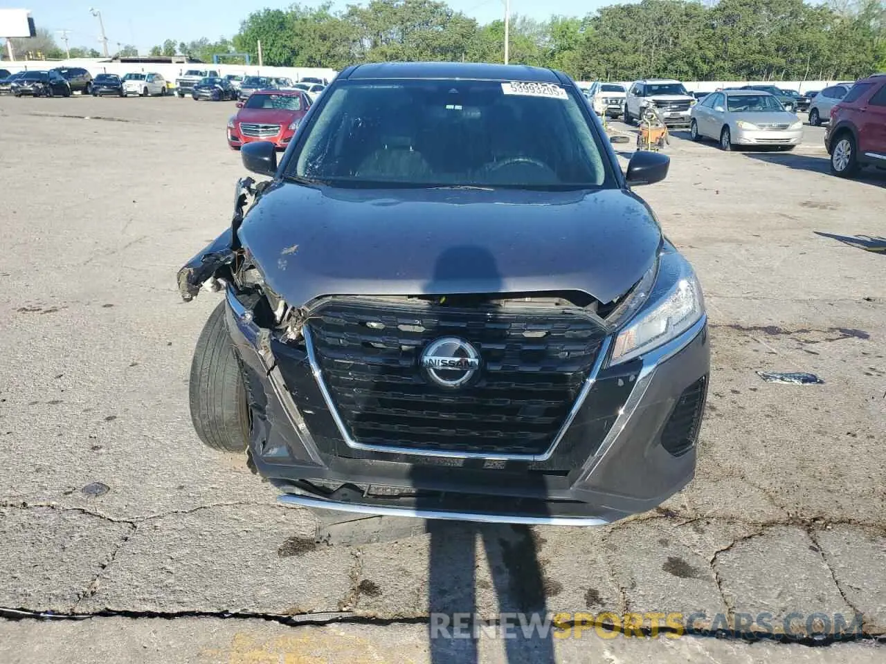 5 fotografías del automóvil dañado 3N1CP5BV3ML560170 NISSAN KICKS 2021