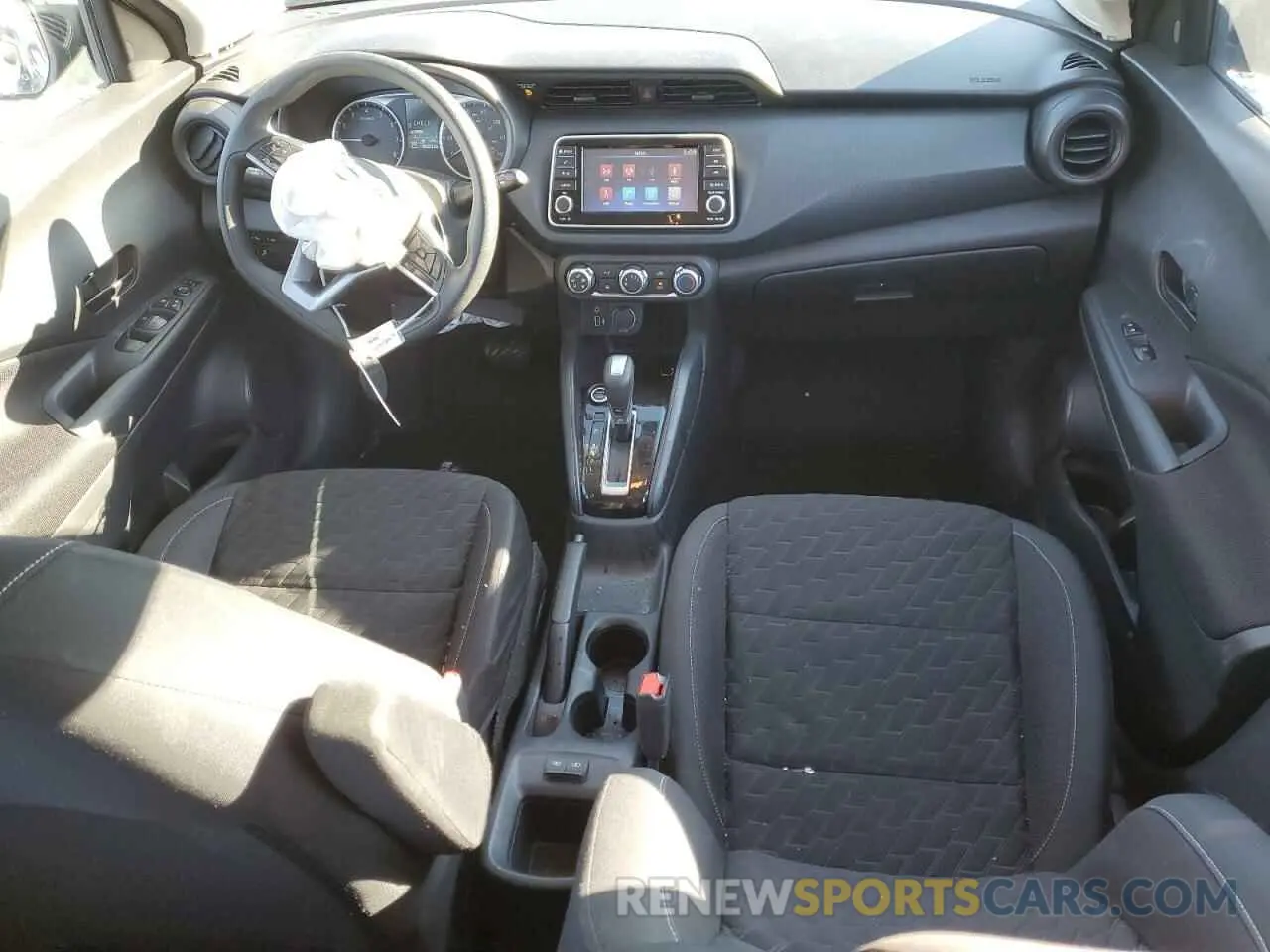 8 fotografías del automóvil dañado 3N1CP5BV4ML470896 NISSAN KICKS 2021