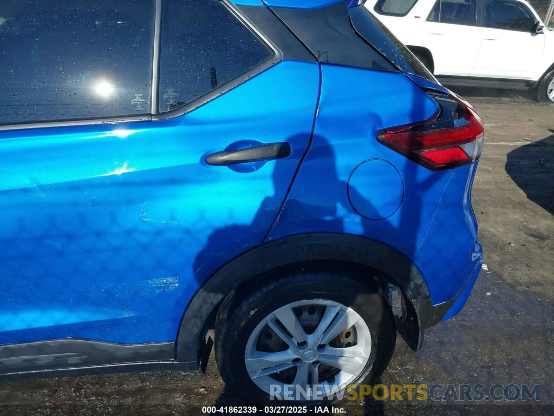 14 fotografías del automóvil dañado 3N1CP5BV4ML560534 NISSAN KICKS 2021