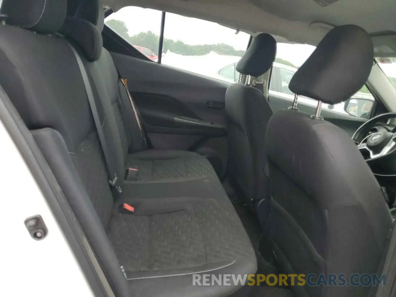 11 fotografías del automóvil dañado 3N1CP5BV5ML468106 NISSAN KICKS 2021