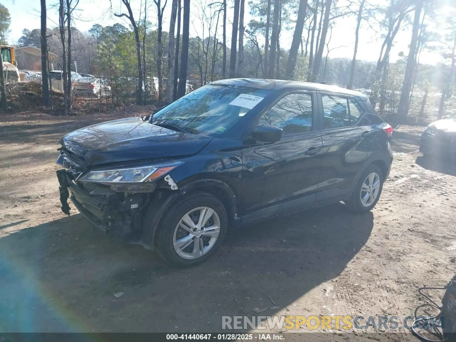 2 fotografías del automóvil dañado 3N1CP5BV5ML502089 NISSAN KICKS 2021