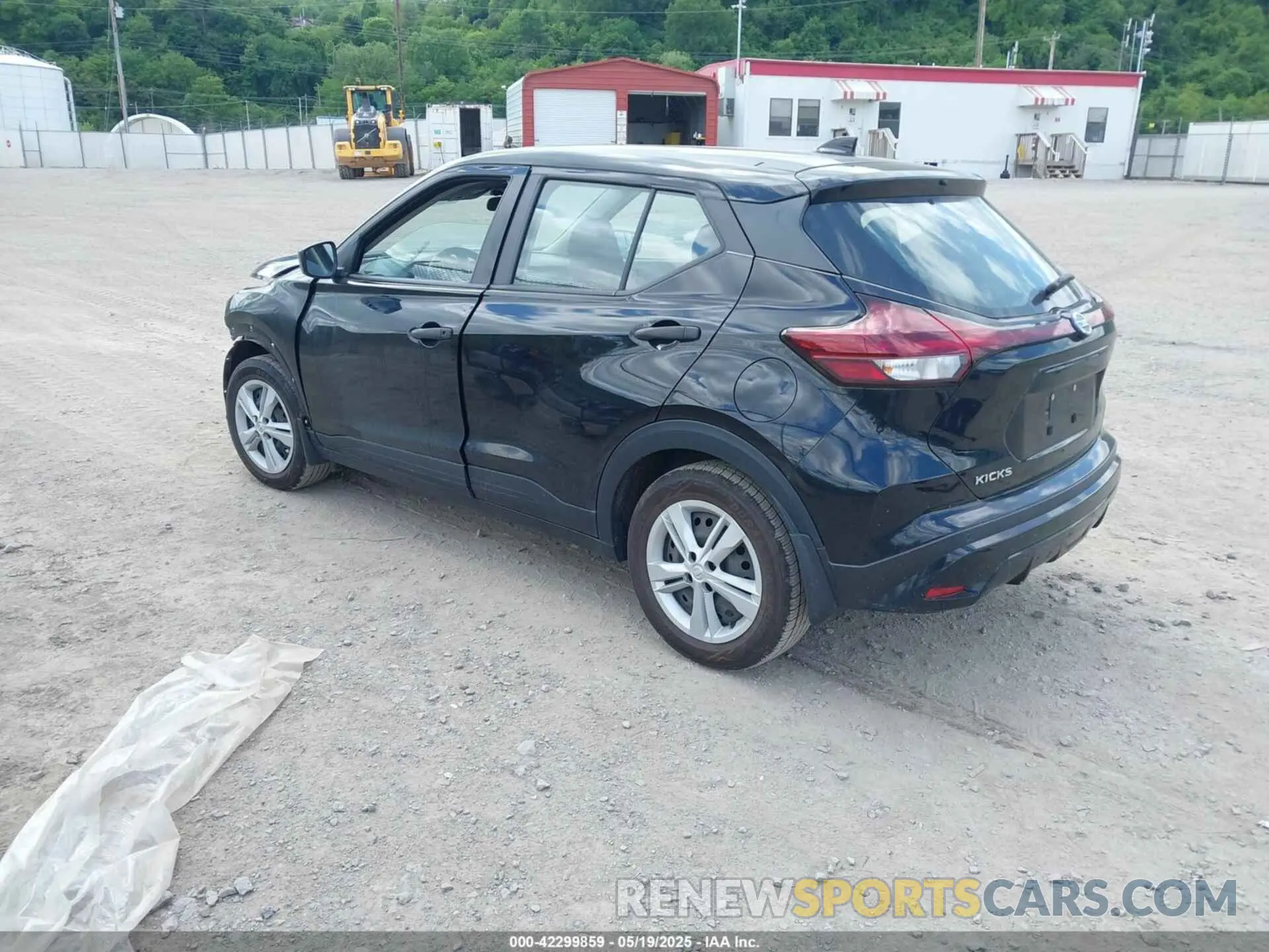 3 fotografías del automóvil dañado 3N1CP5BV5ML538039 NISSAN KICKS 2021