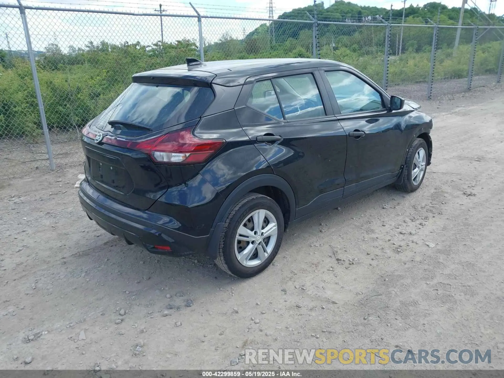 4 fotografías del automóvil dañado 3N1CP5BV5ML538039 NISSAN KICKS 2021