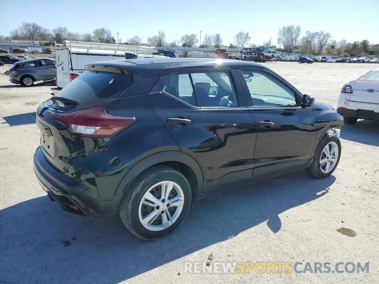 3 fotografías del automóvil dañado 3N1CP5BV6ML464470 NISSAN KICKS 2021