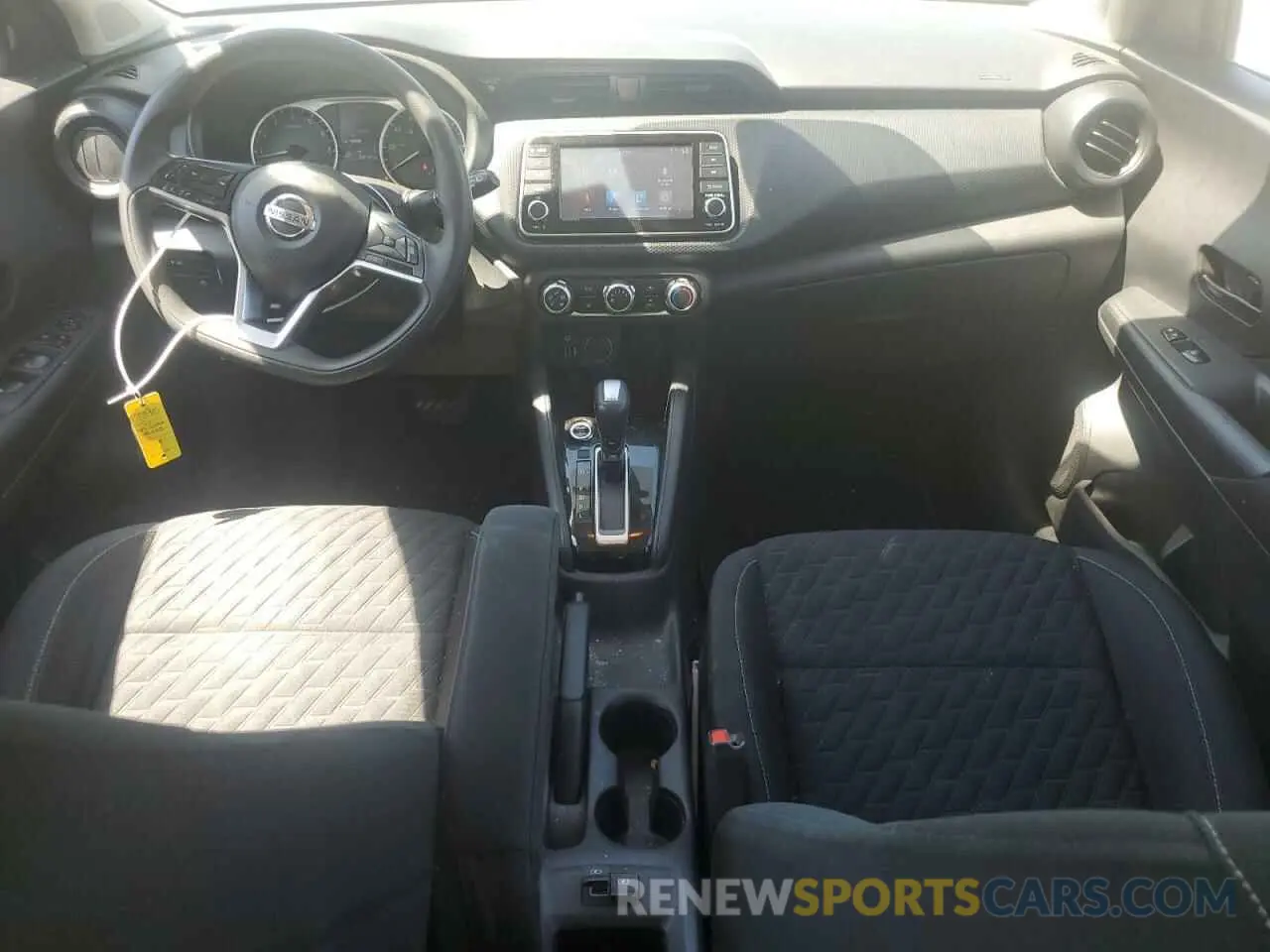 8 fotografías del automóvil dañado 3N1CP5BV6ML501520 NISSAN KICKS 2021