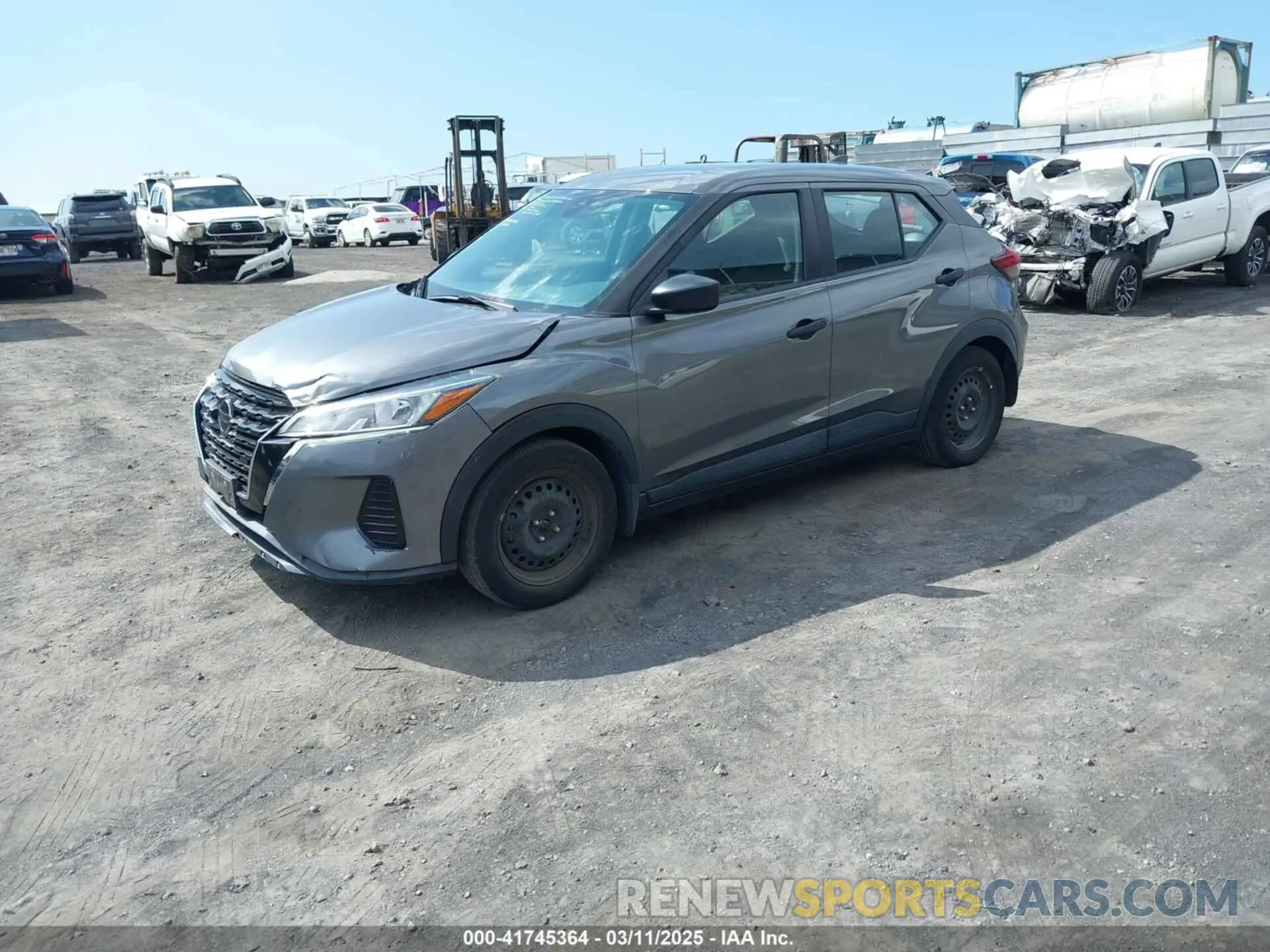 2 fotografías del automóvil dañado 3N1CP5BV6ML544383 NISSAN KICKS 2021