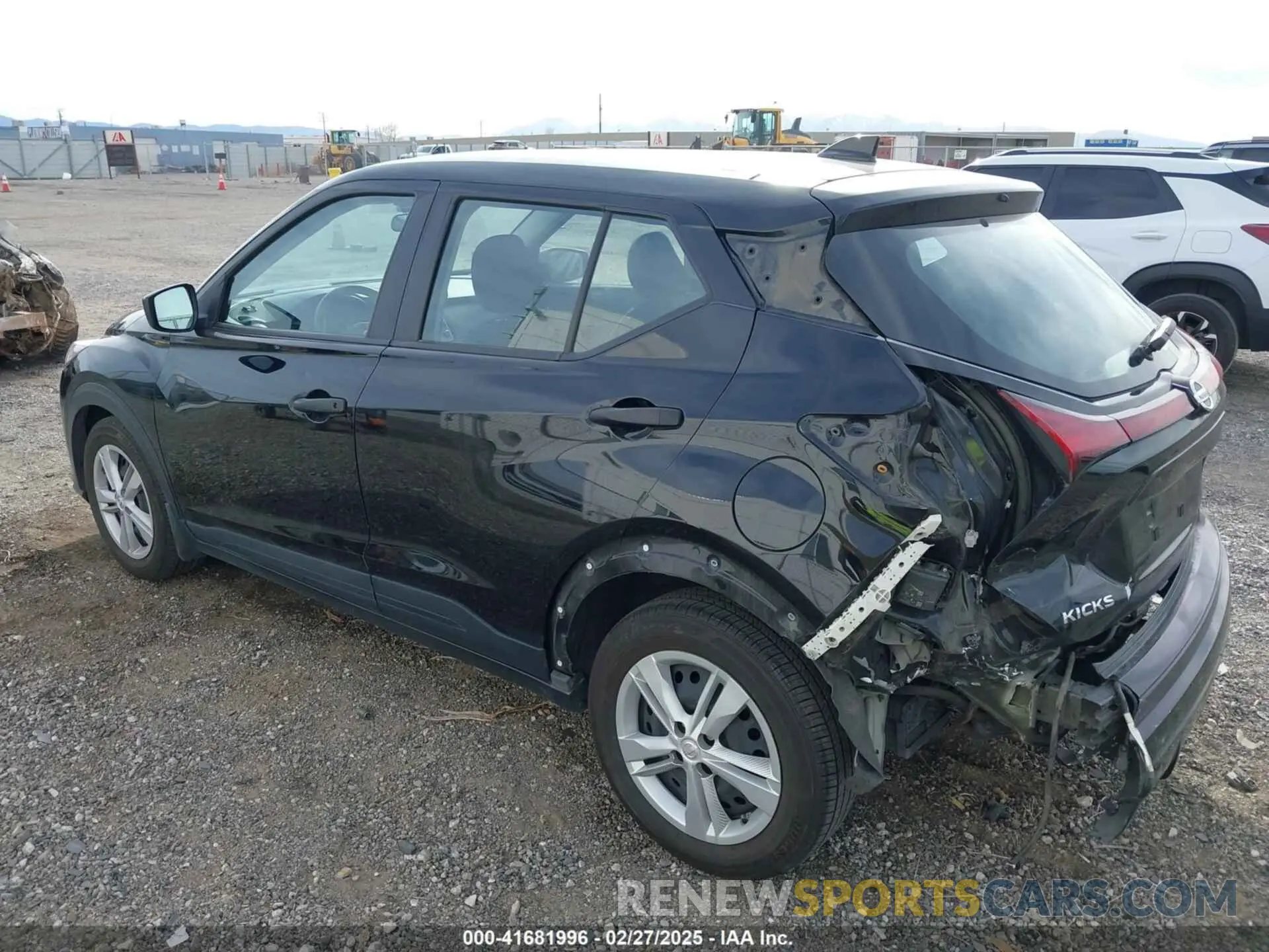 3 fotografías del automóvil dañado 3N1CP5BV8ML520456 NISSAN KICKS 2021