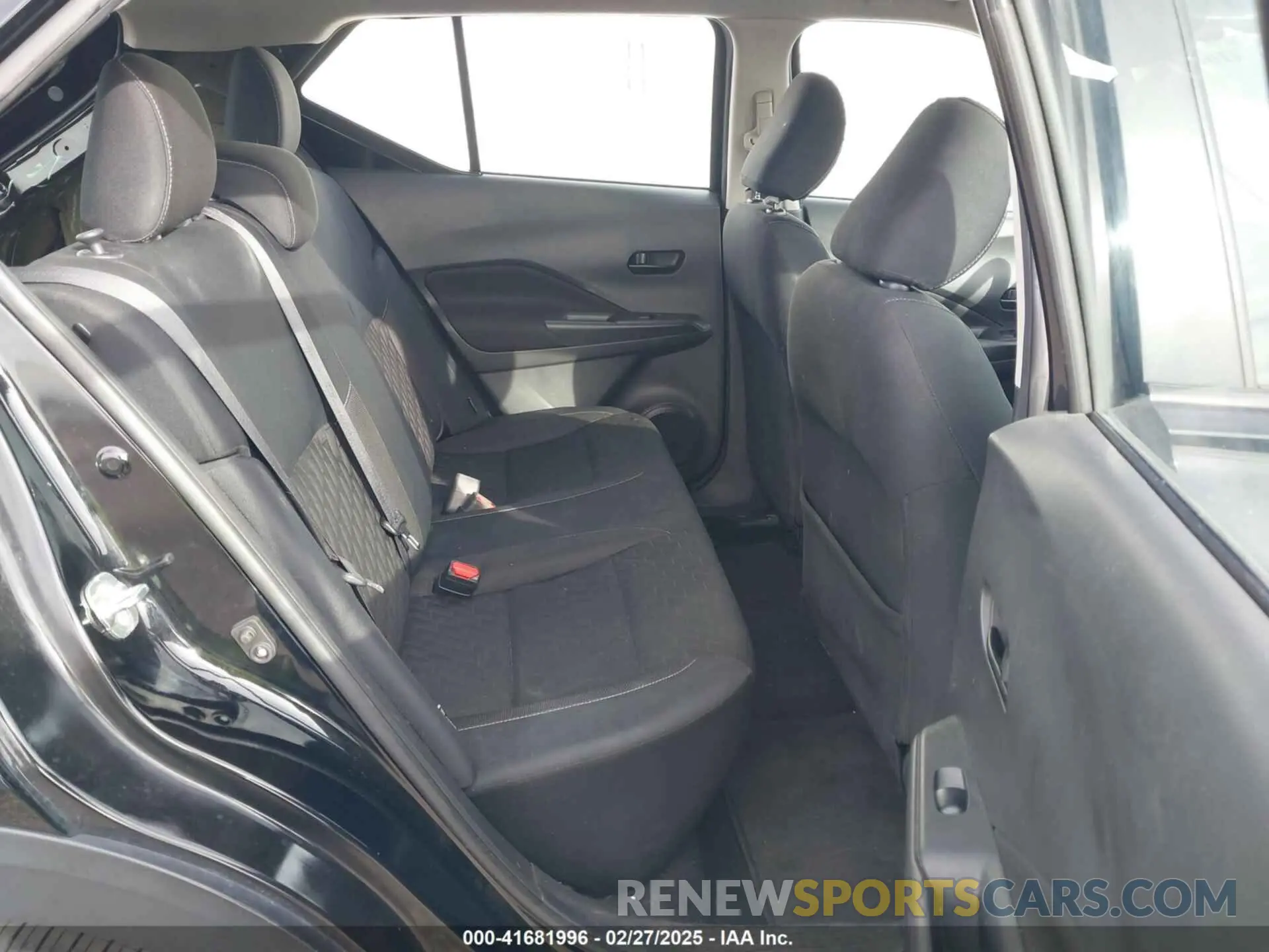 8 fotografías del automóvil dañado 3N1CP5BV8ML520456 NISSAN KICKS 2021