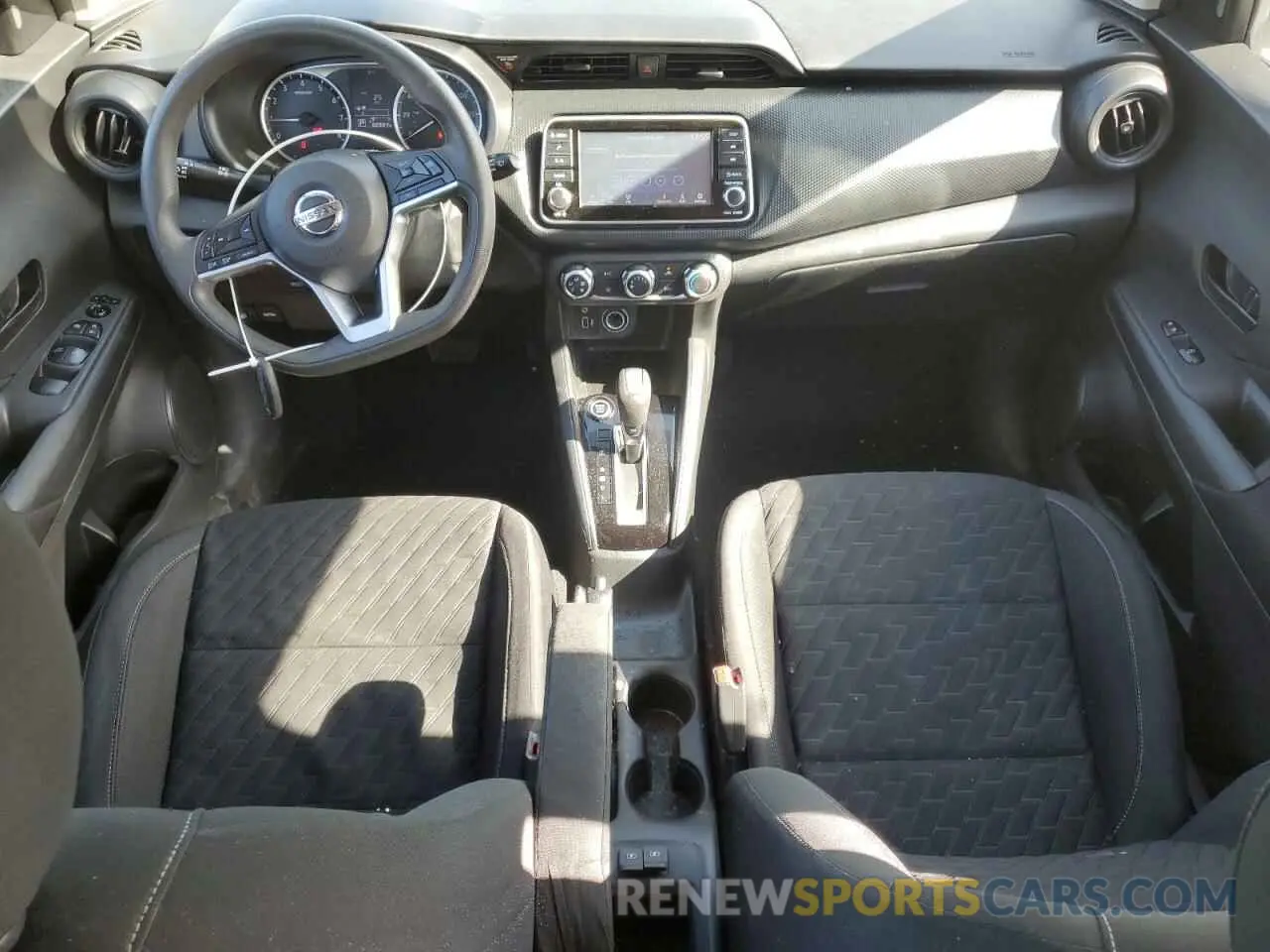 8 fotografías del automóvil dañado 3N1CP5BV8ML523079 NISSAN KICKS 2021
